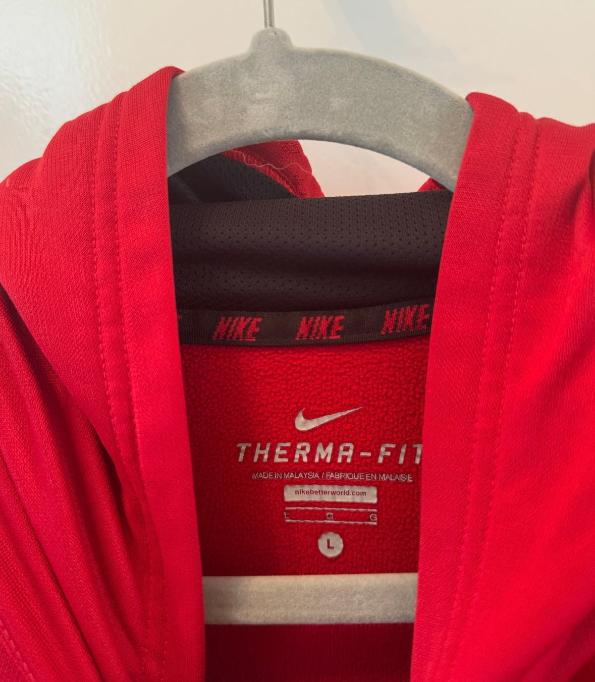 Nike Therma-Fit Hoody Youth Size Large Red