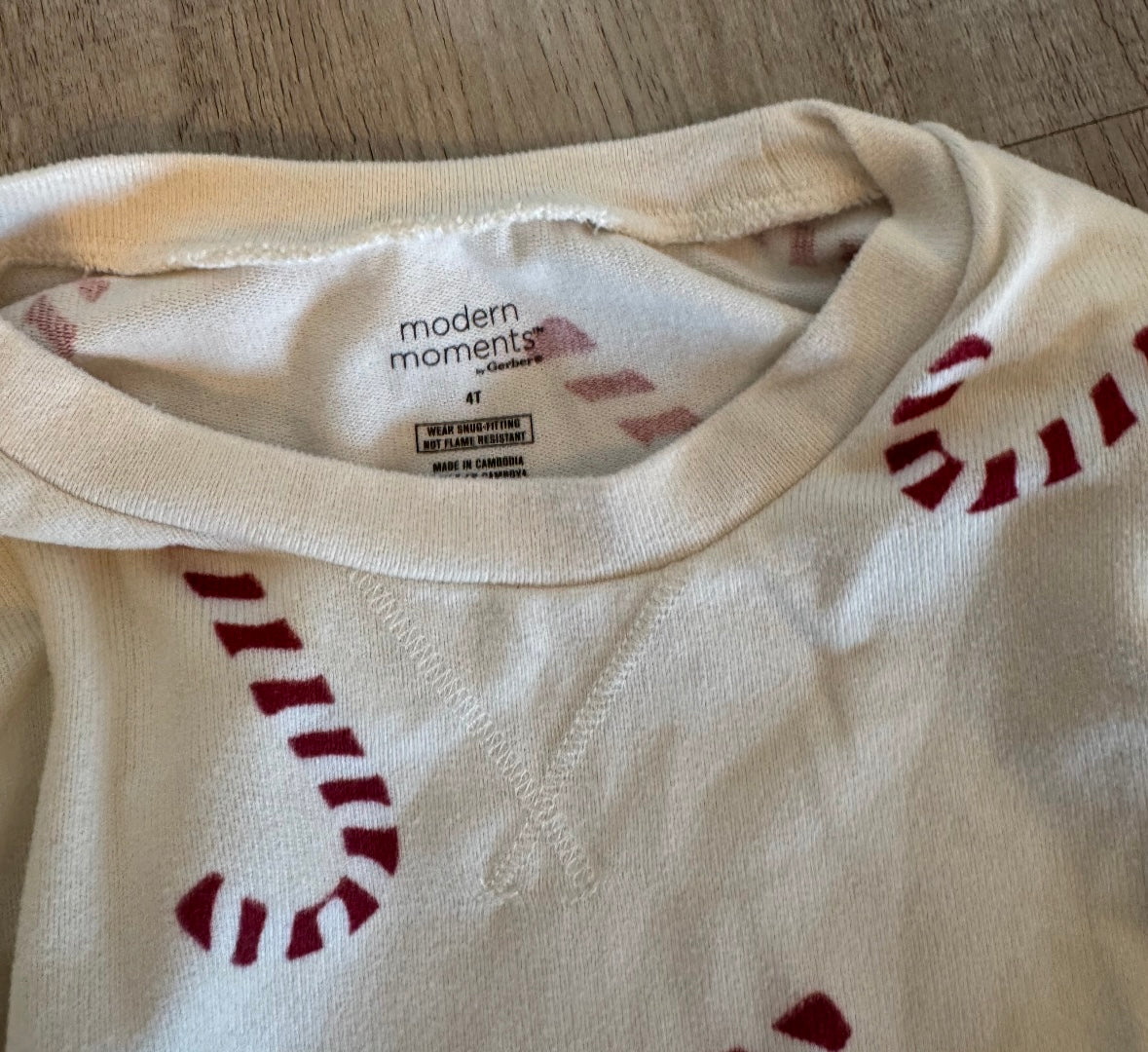 Bundle of Modern Moments by Gerber Holiday Pajamas Toddler Size 4T