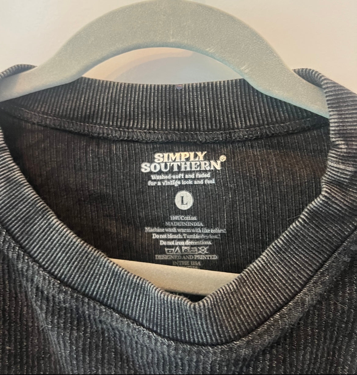 Simply Southern Happy Mind Happy Life Sweatshirt Women’s Size Large Dark Gray