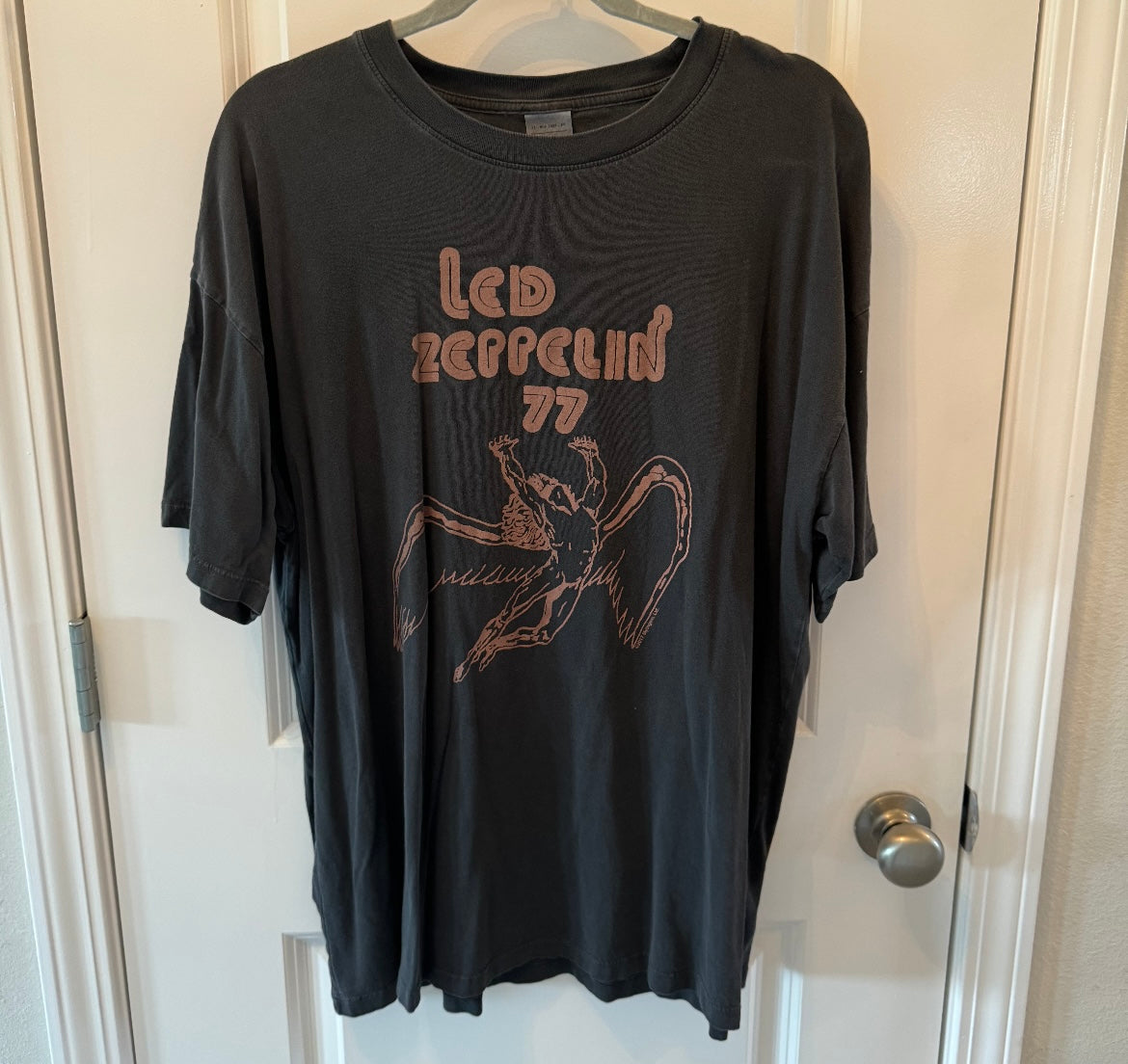 American Eagle Led Zeppelin Band Tee Short Sleeve Graphic Women’s Size Medium Black