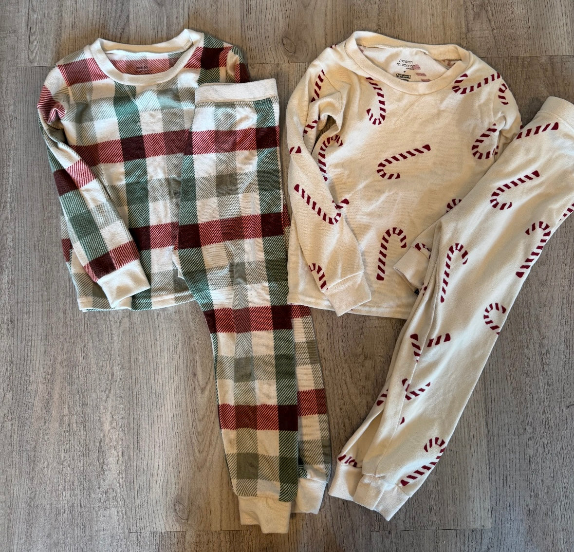 Bundle of Modern Moments by Gerber Holiday Pajamas Toddler Size 4T