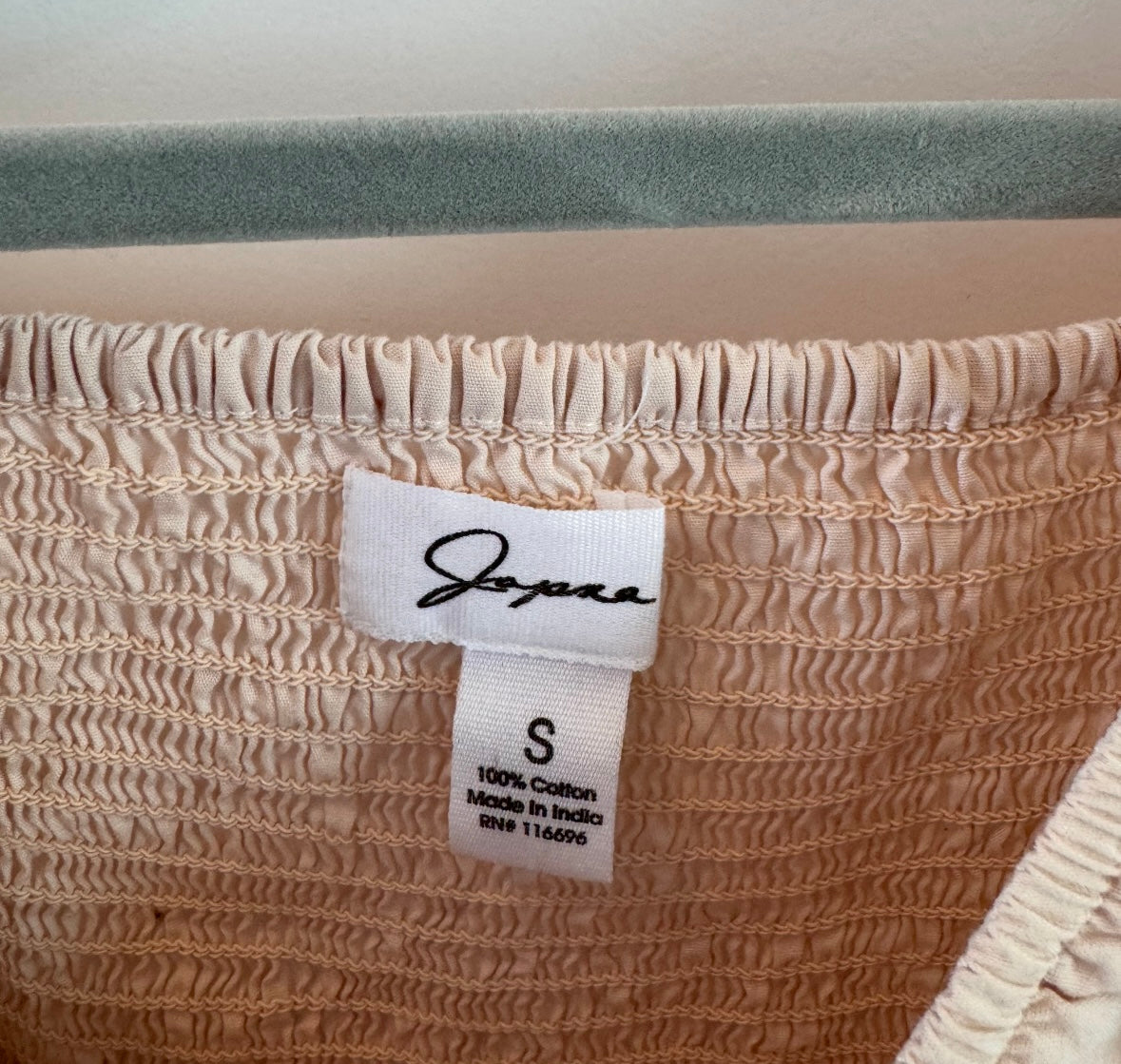 Cropped Smock Top w Puff Sleeves Women’s Size Small Beige