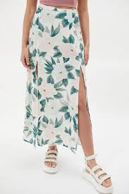 Billabong x The Salty Blonde
Maxi Skirt Women’s Size 27 Medium