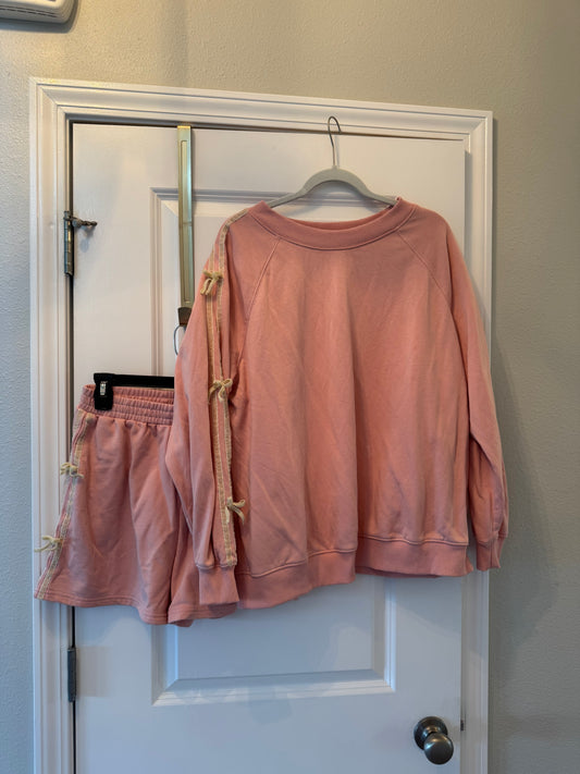 Women’s Pink Bow Set Size Medium