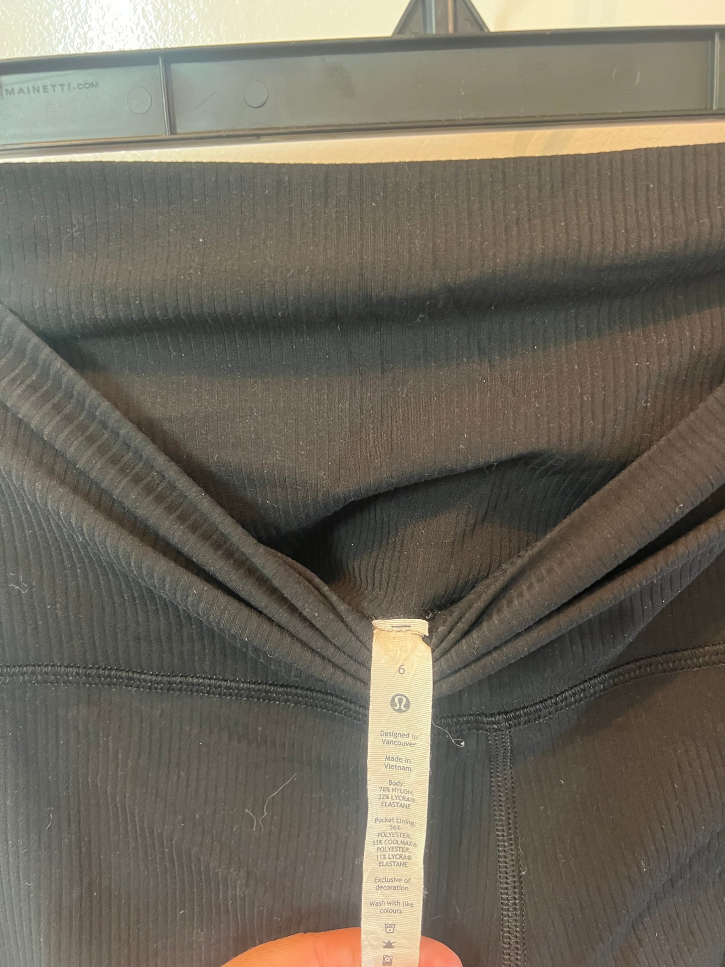 Lululemon Ribbed Leggings Women’s Size 6 (Small) Black