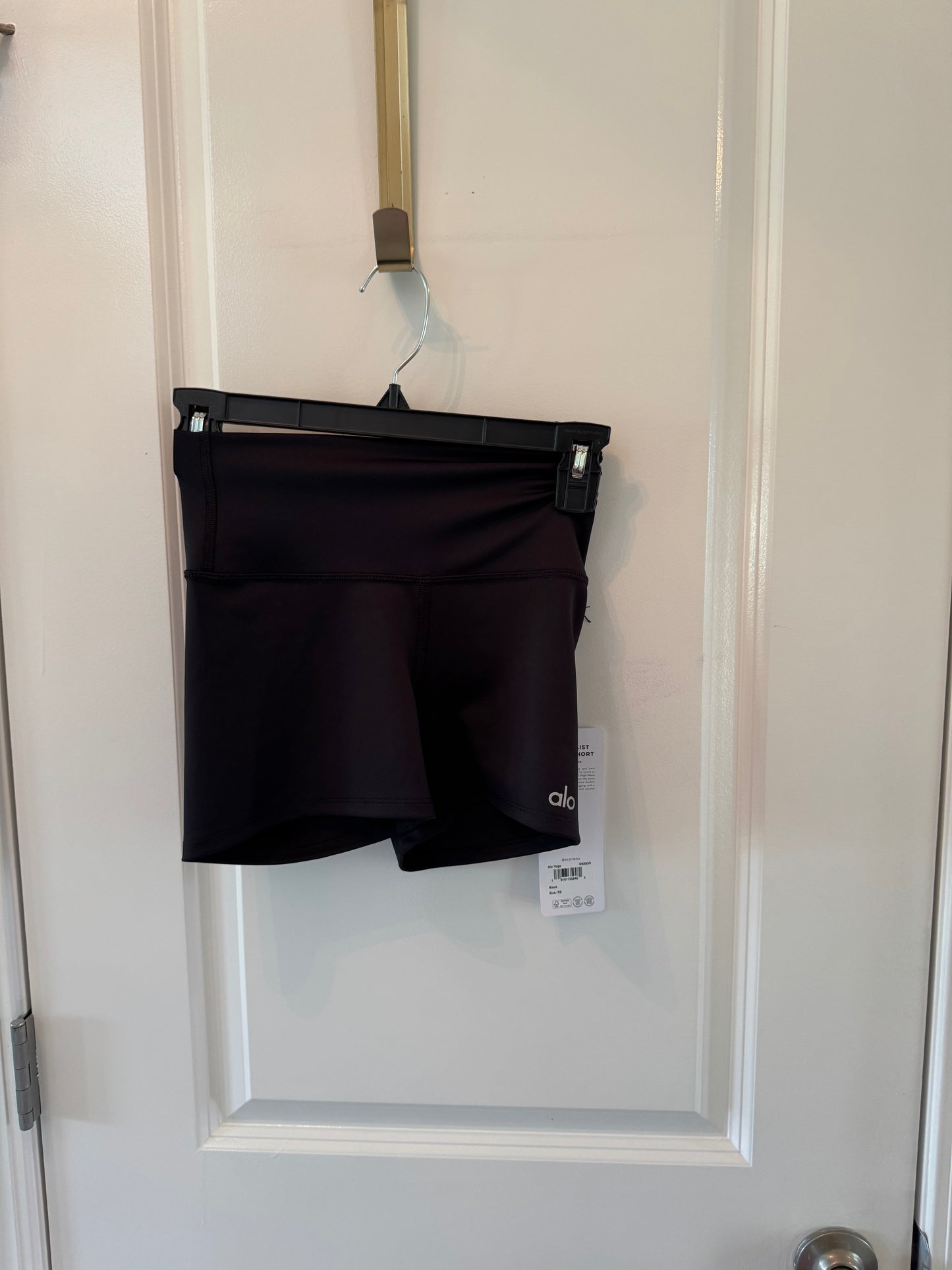Alo High Waist Airlift Biker Short Women’s XS NWT