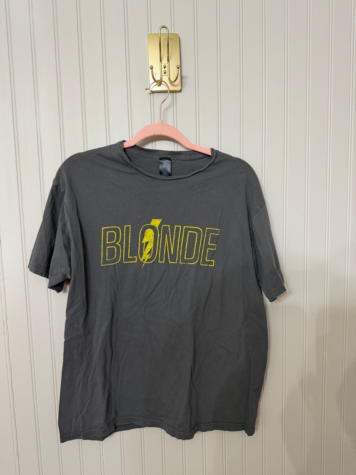 Blonde Graphic Tee Women’s Small/Medium Charcoal Gray