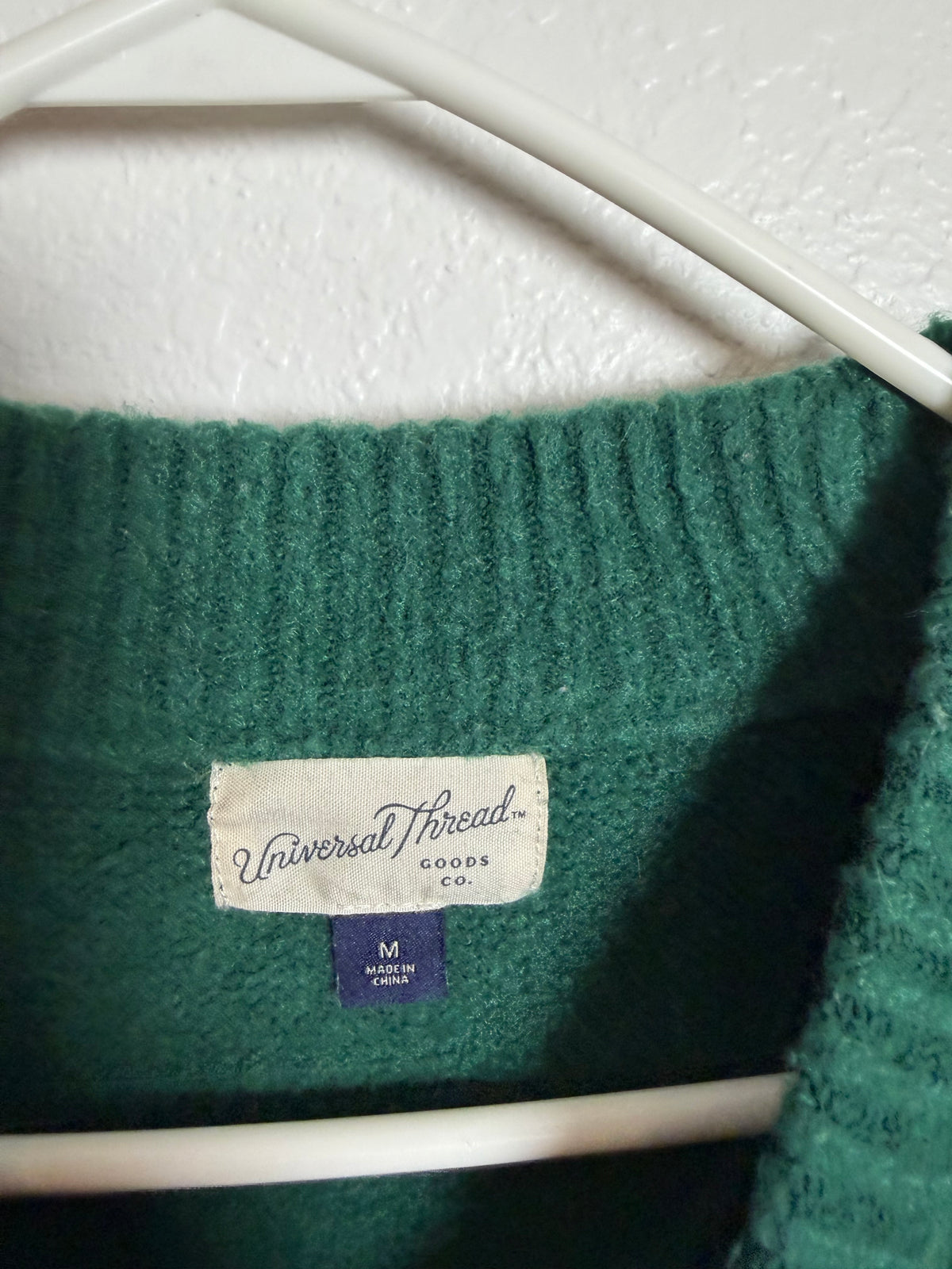 Universal Thread Sweater Size Medium