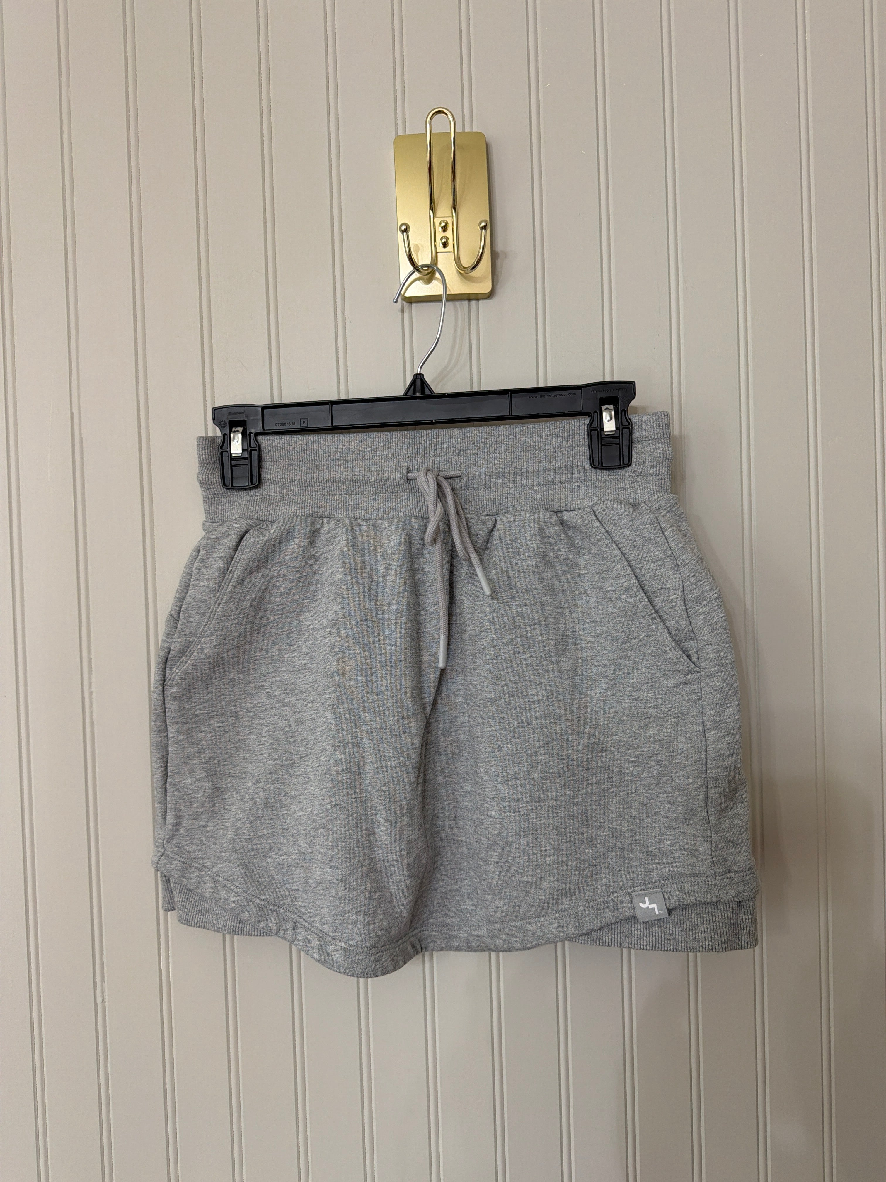 Alyse's Closet – One Closet To The Next