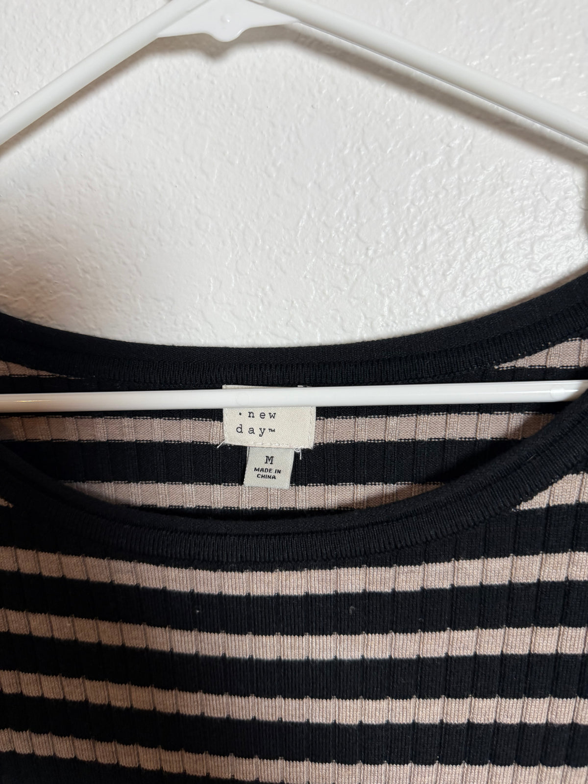 A New Day Women’s Sweater Size Medium