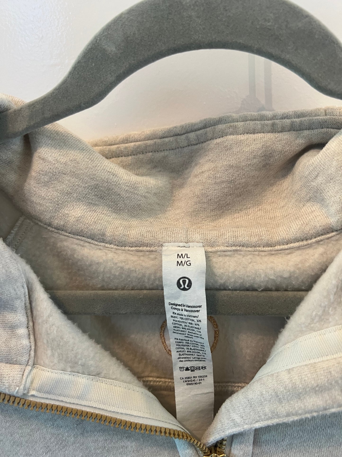 Lululemon Quarter Zip Women’s Size Medium/Large Cream