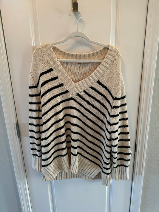 Zara Women’s Sweater Size Medium