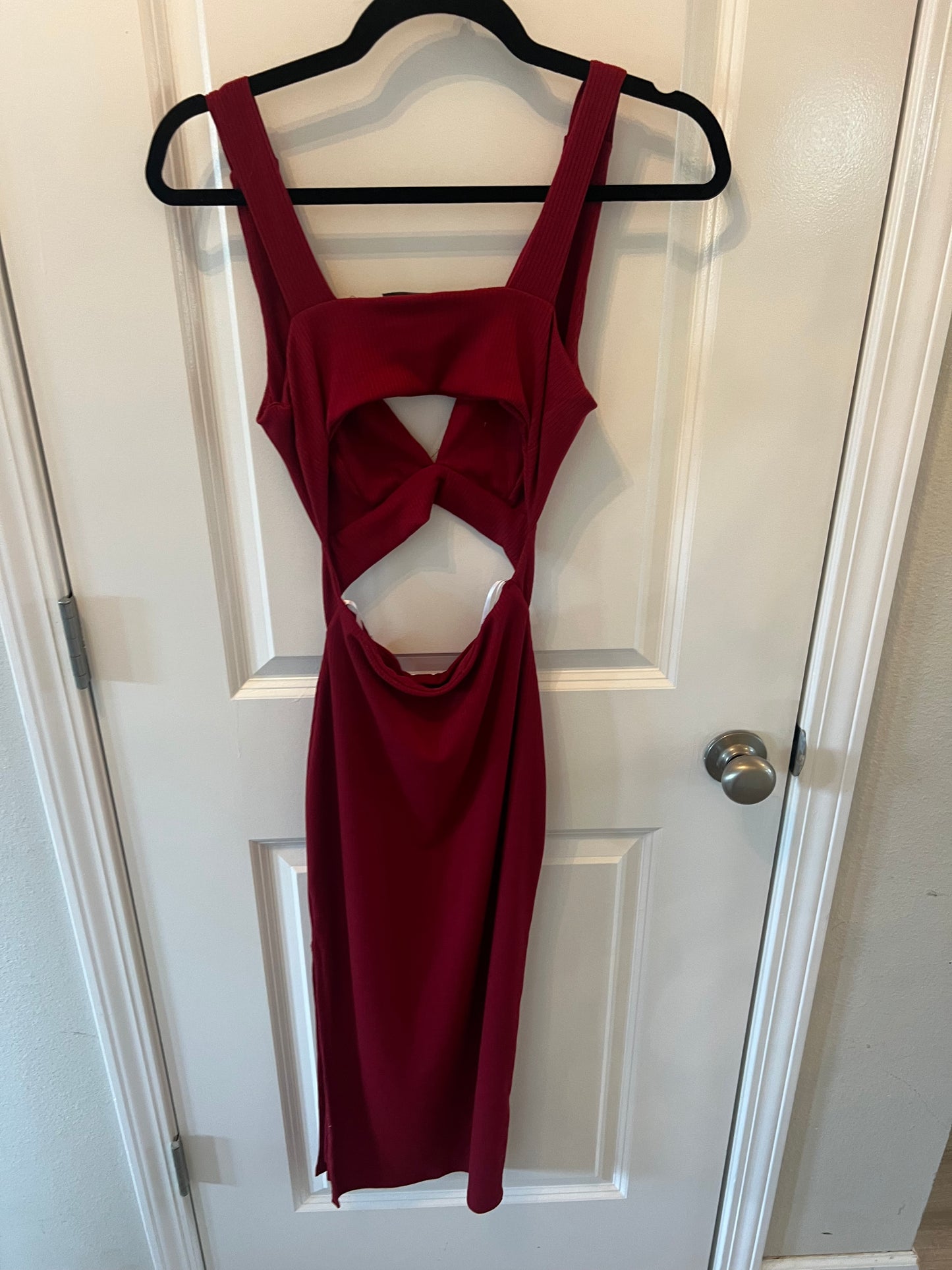 Lulus Cut Out Midi Dress Women’s Size Medium Burgundy