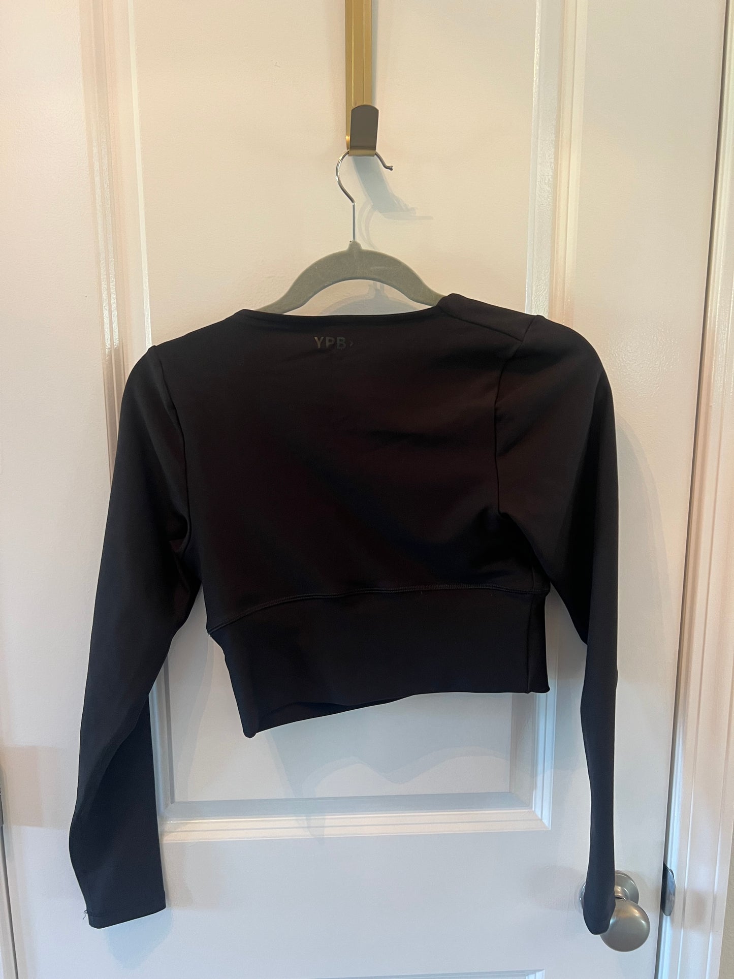 Abercrombie YPB Square Neck Crop Long Sleeve Active Top Women’s Size Medium Black