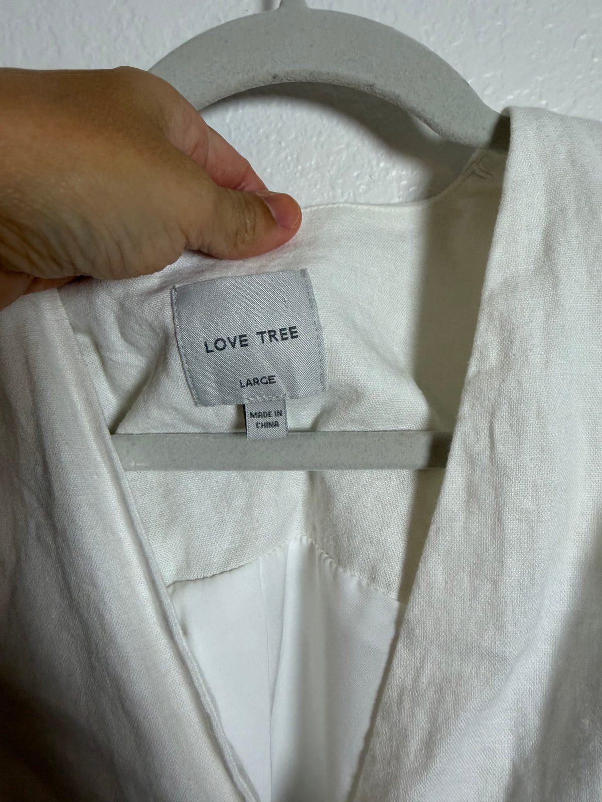 Love Tree Women’s Vest Size Large