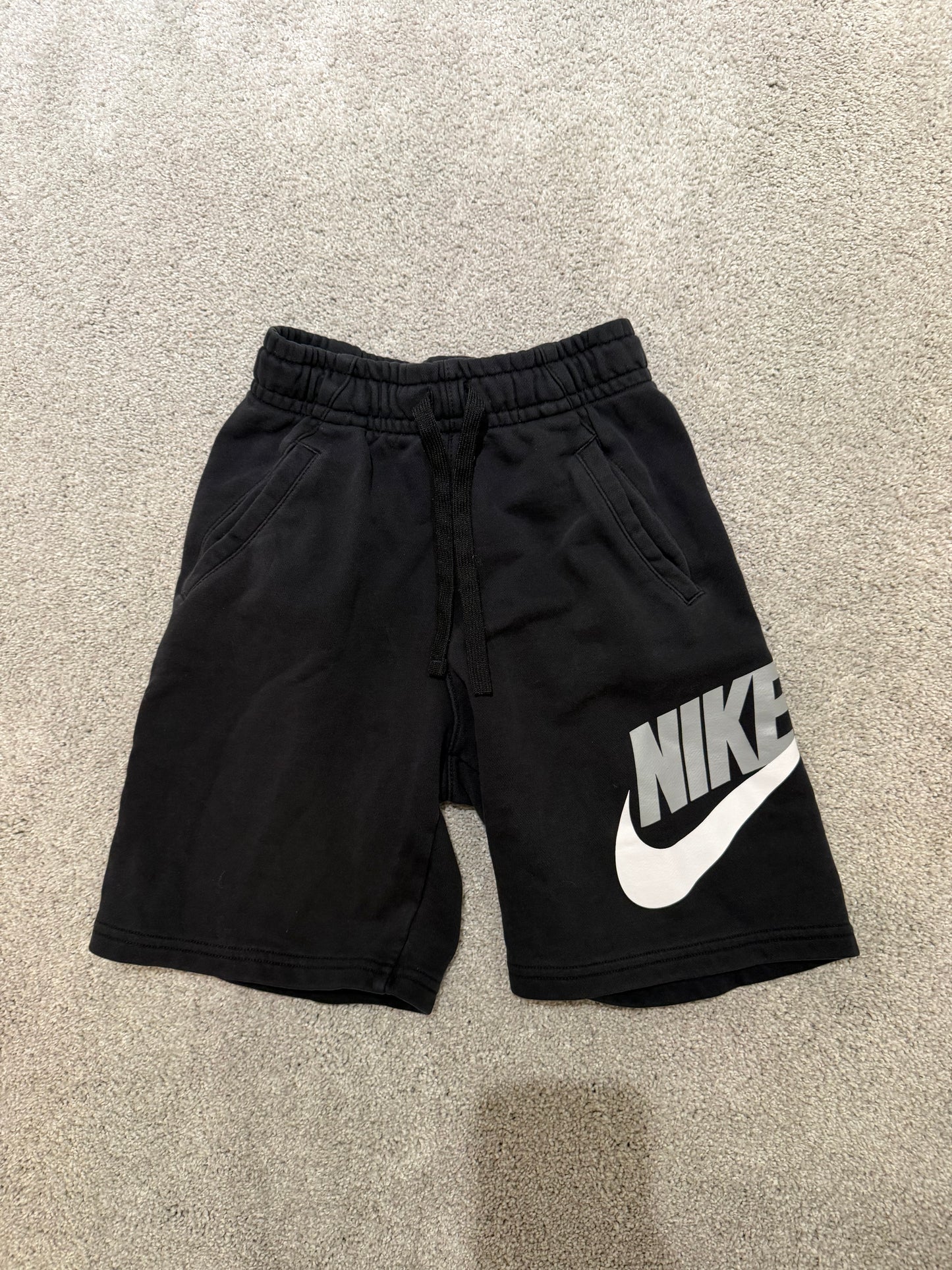 Boys Nike Shorts Size Large