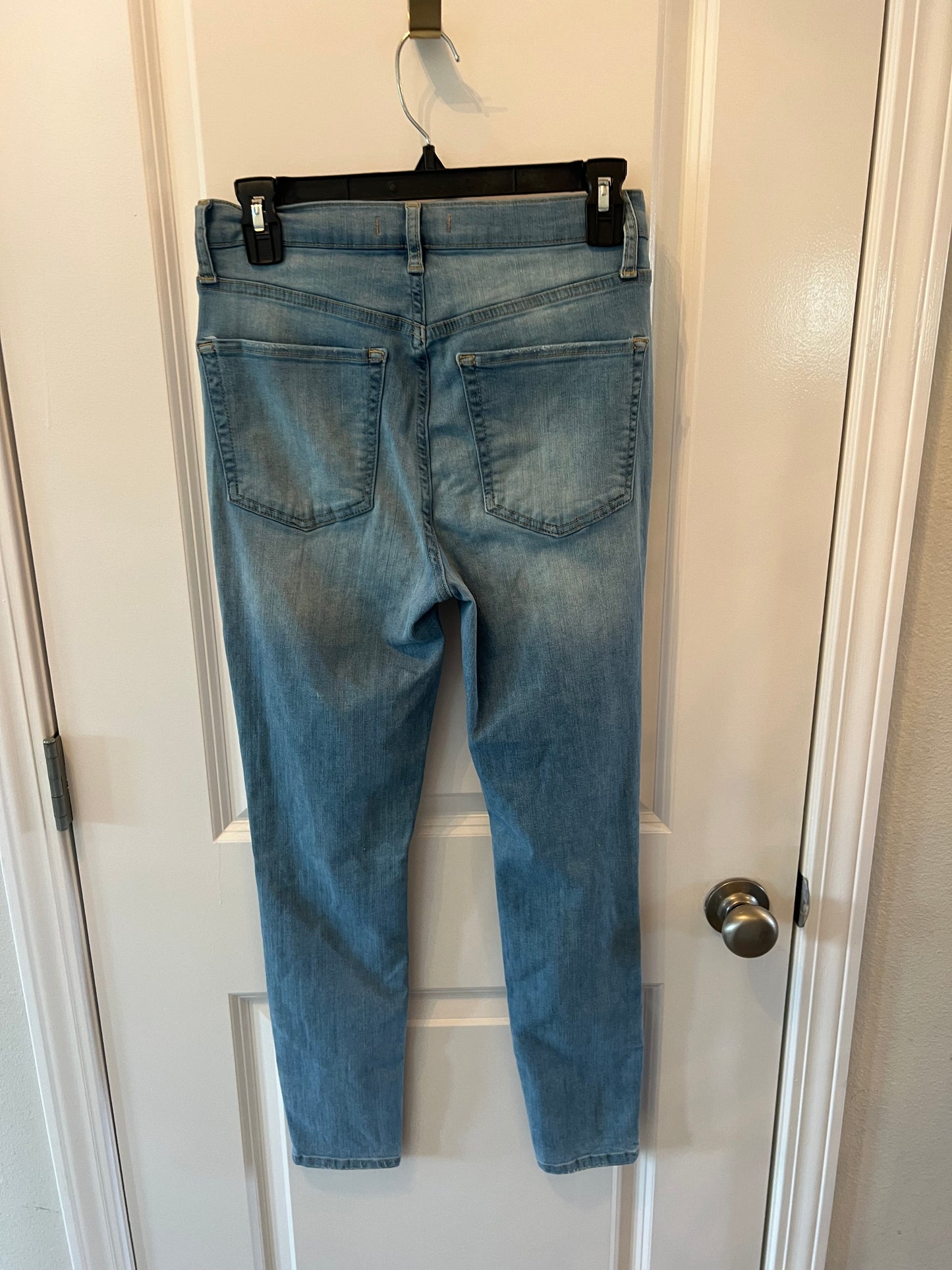 Free People Distressed Jeans Size 28 Reg Mid Wash