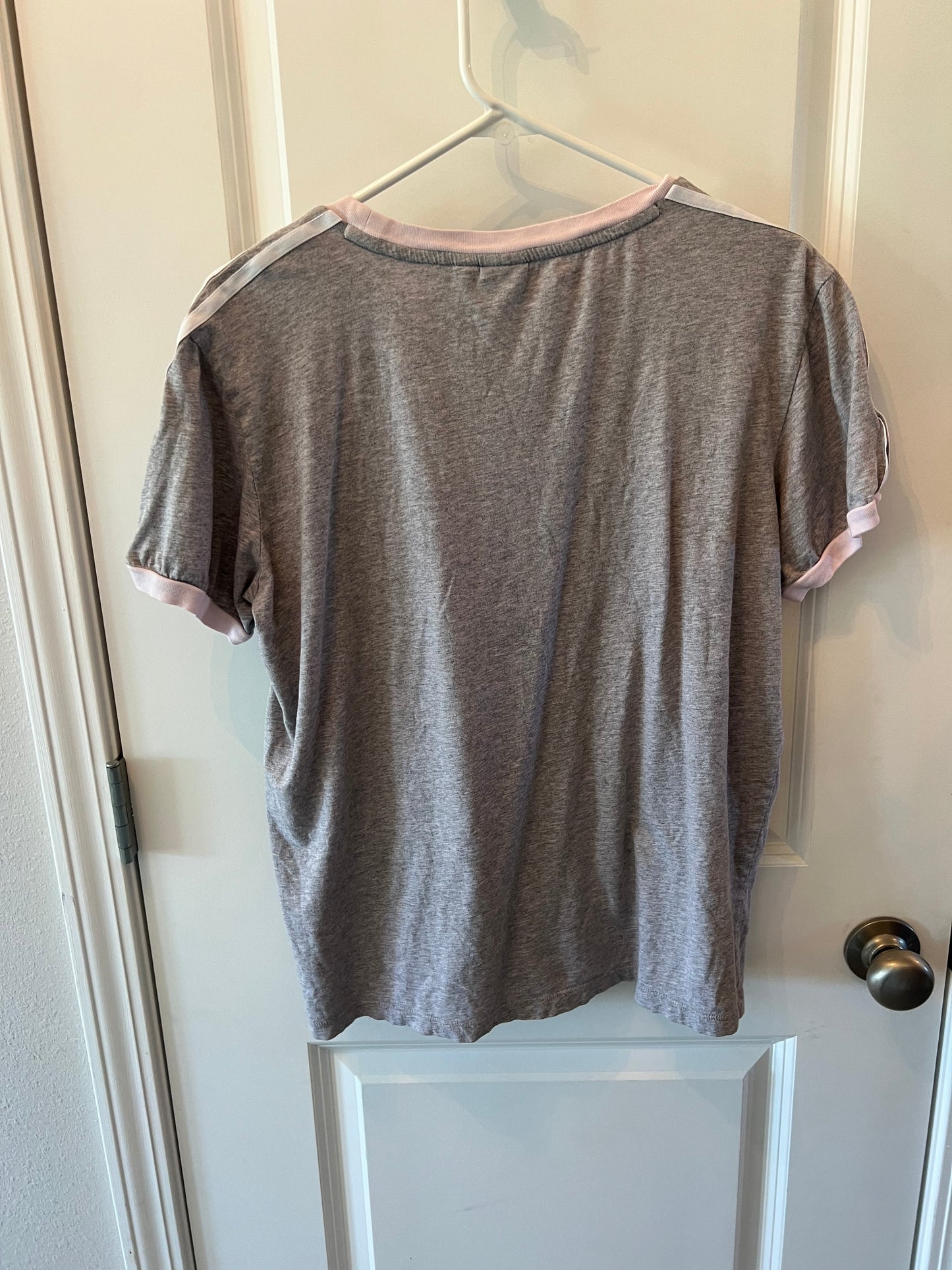 Adidas Short Sleeve Tee Women’s Size Medium Gray