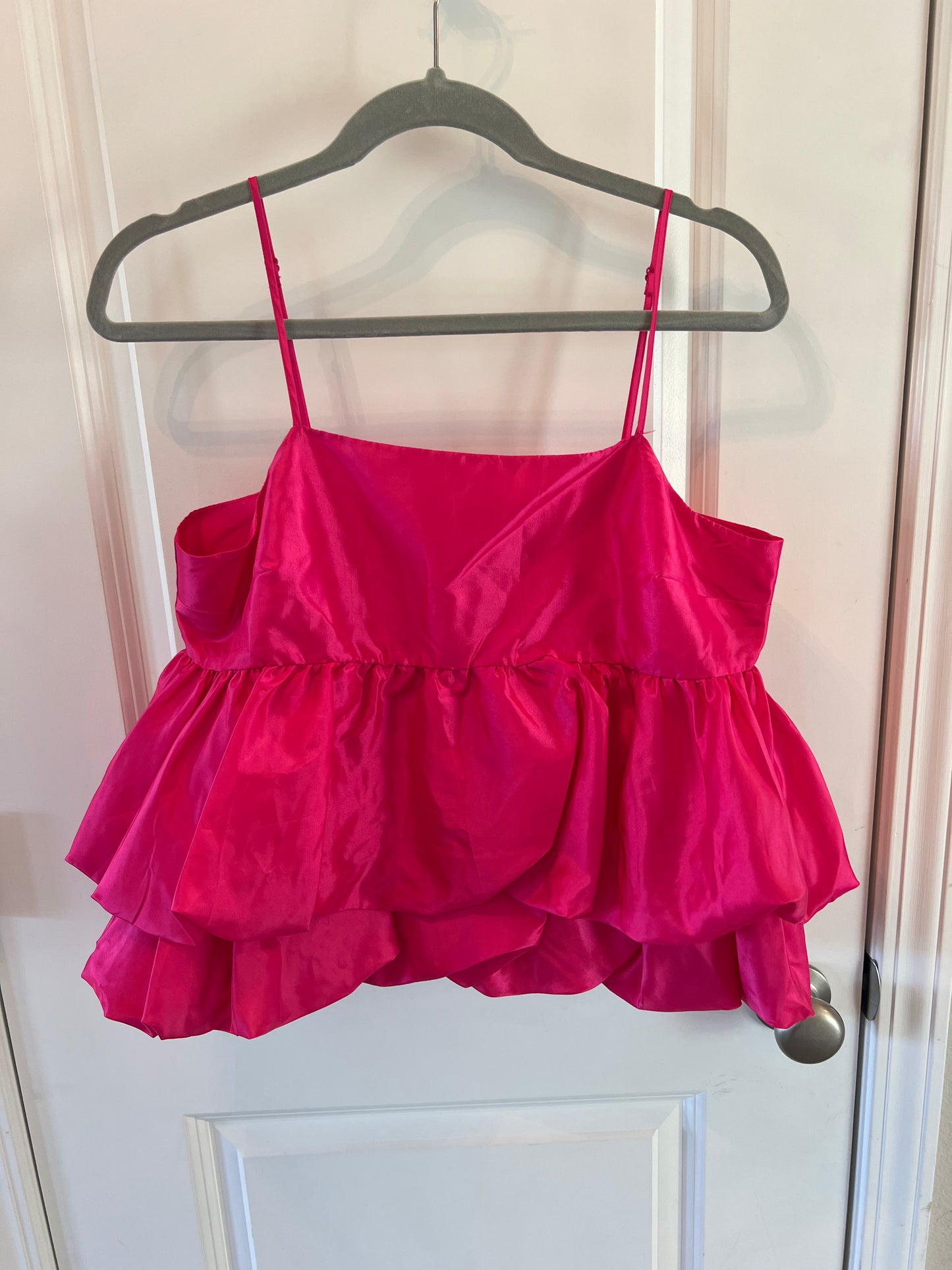 A New Day Tiered Taffeta Tank Top Women’s Size Medium 8-10 Pink