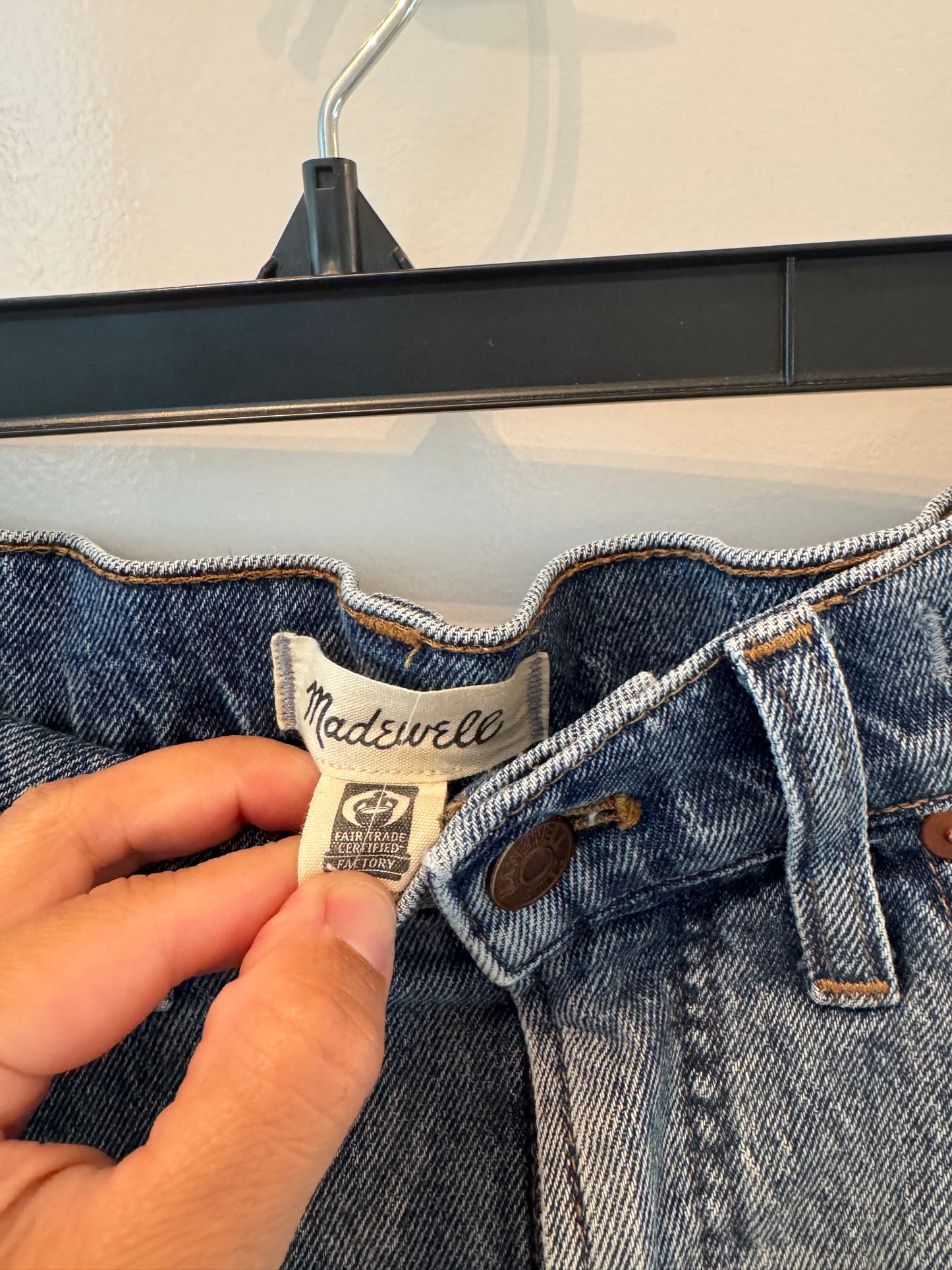 Madewell The Perfect Jean Short Size 27