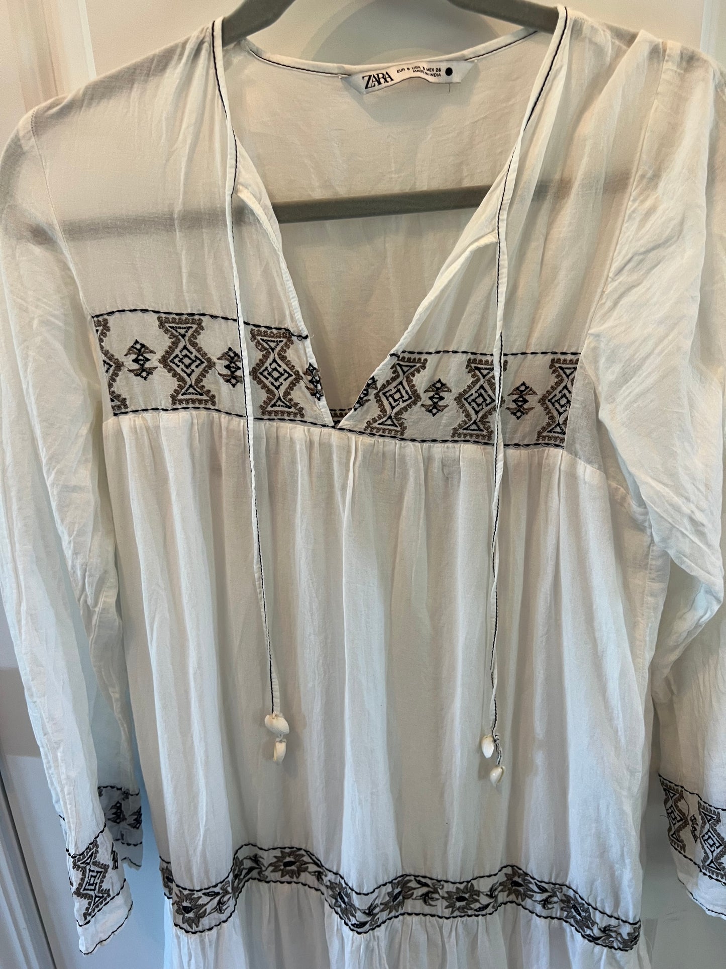 Zara Embroidered Dress Women’s Size Small White