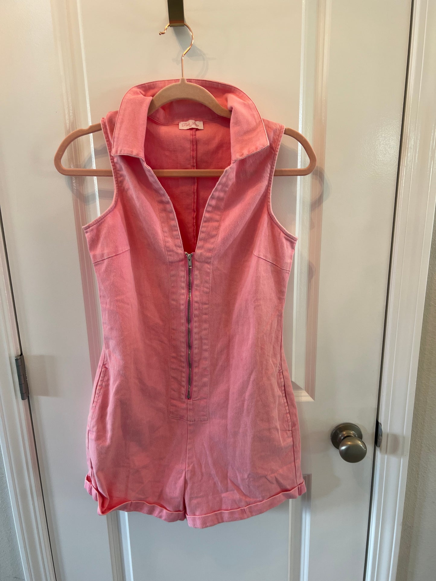 Pink Lily Jean Romper w Front Exposed Zipper Women’s Size XS Pink