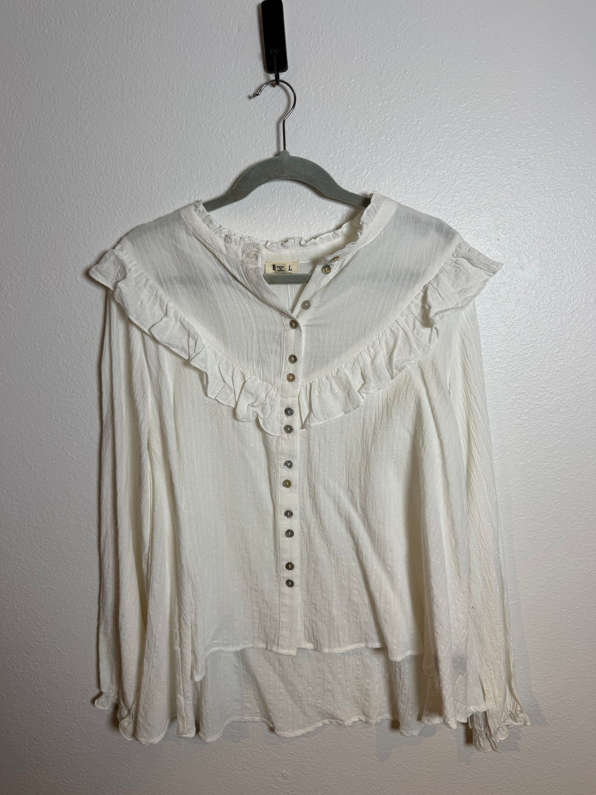 POL Women’s Top Size Medium