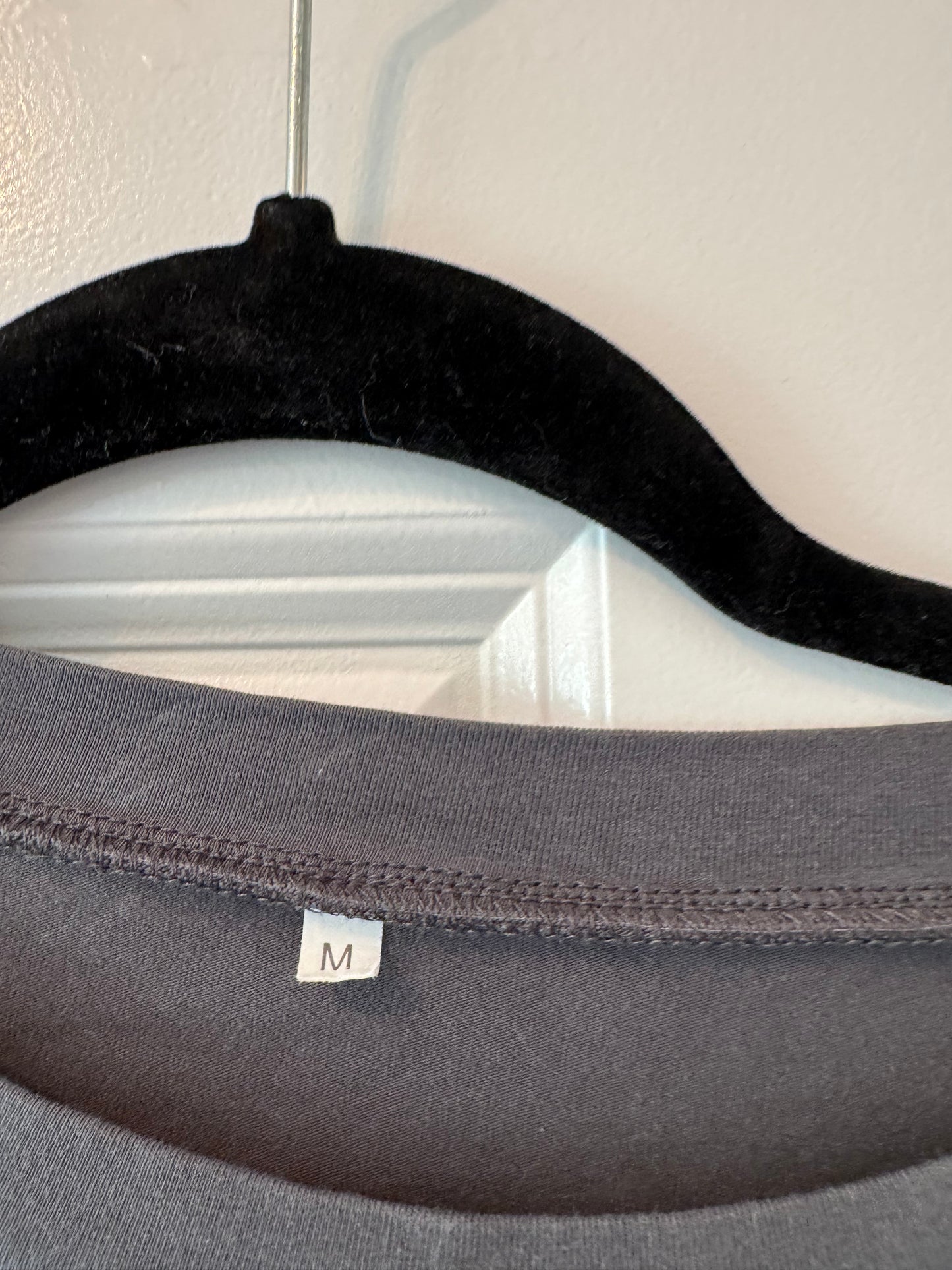 Women’s Gray Set Size Medium