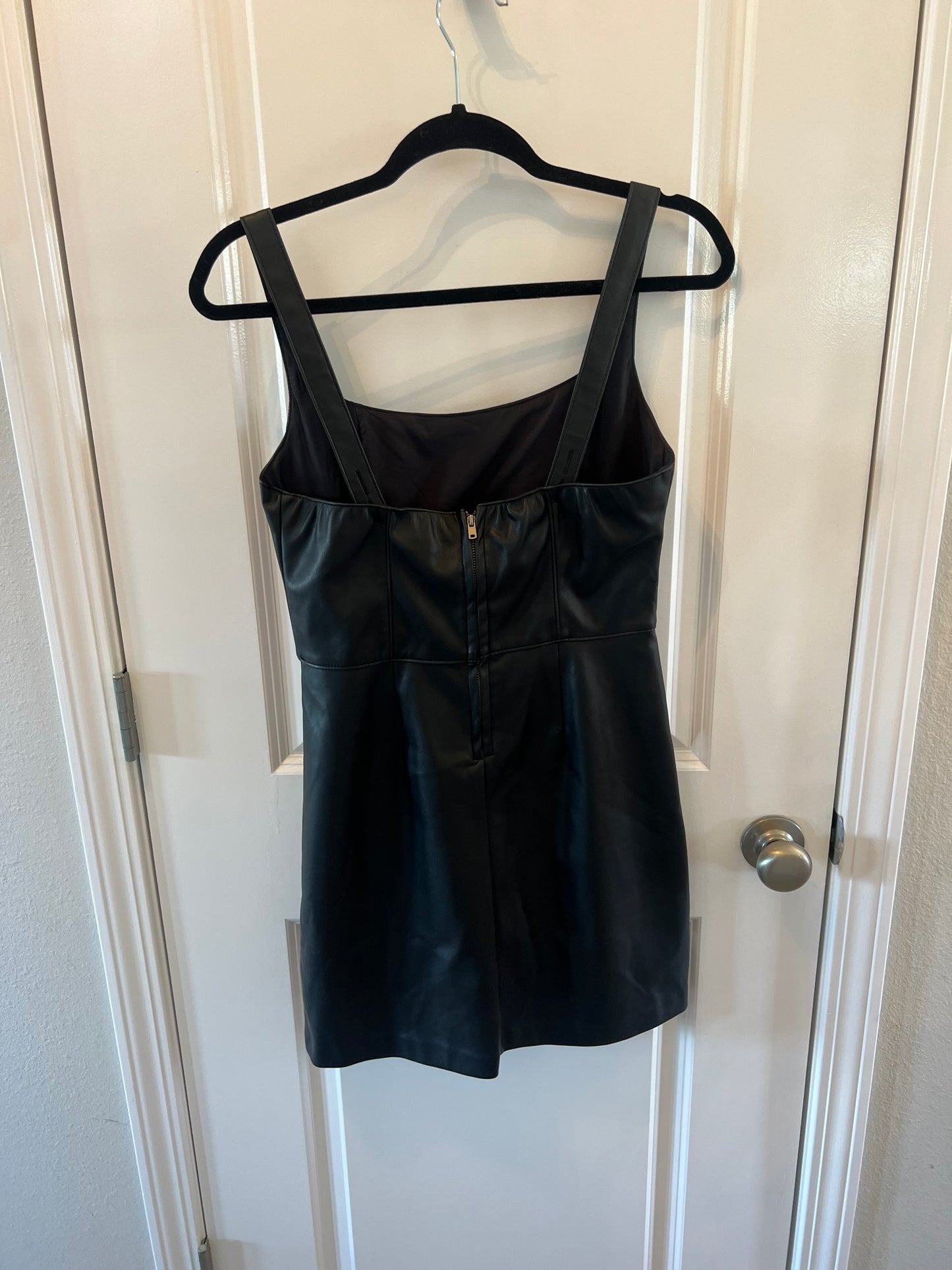 Abercrombie & Fitch Faux Leather Dress Women’s Size Small Black