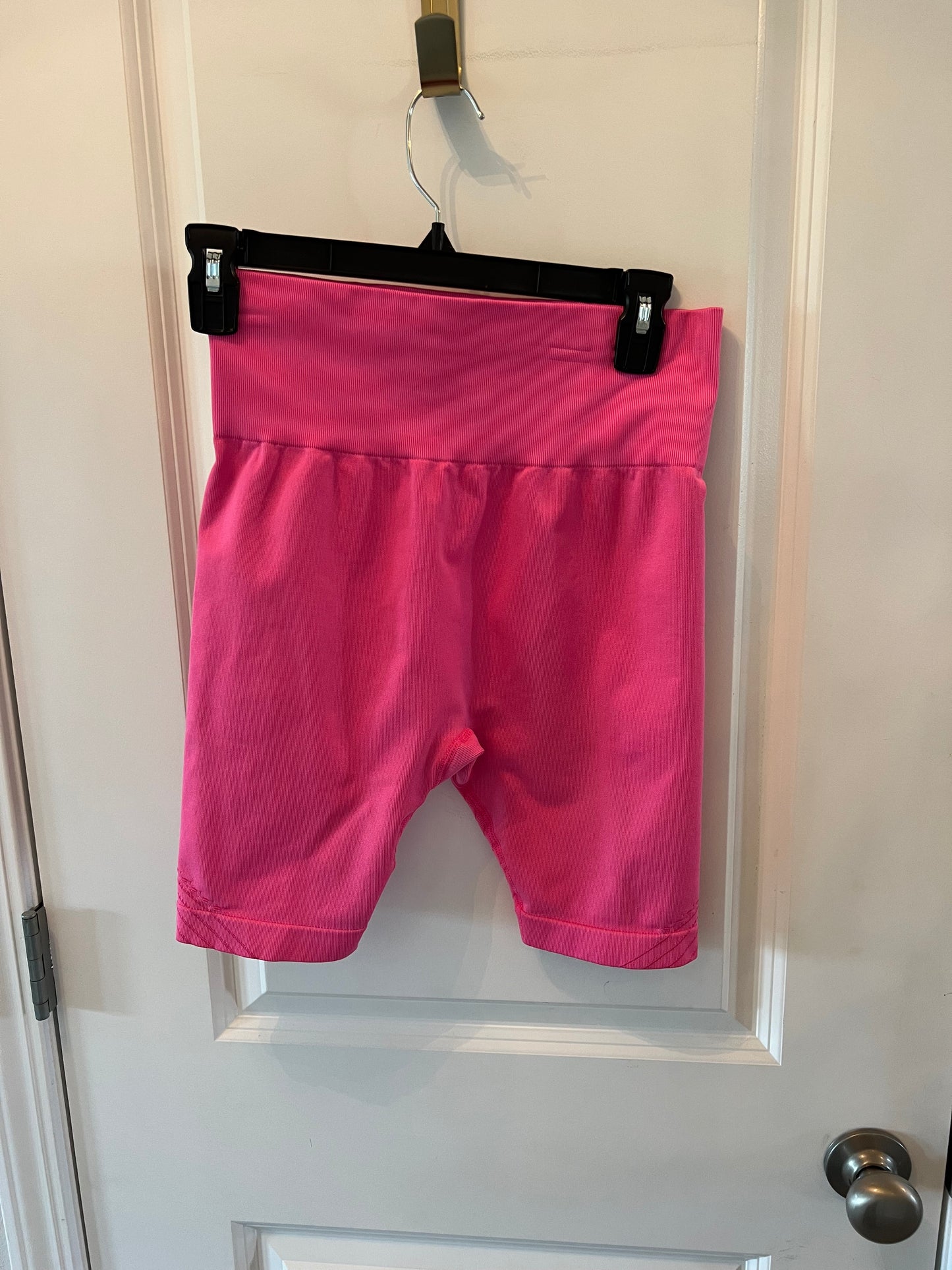 High Rise Biker Shorts Women’s Size Medium Pink