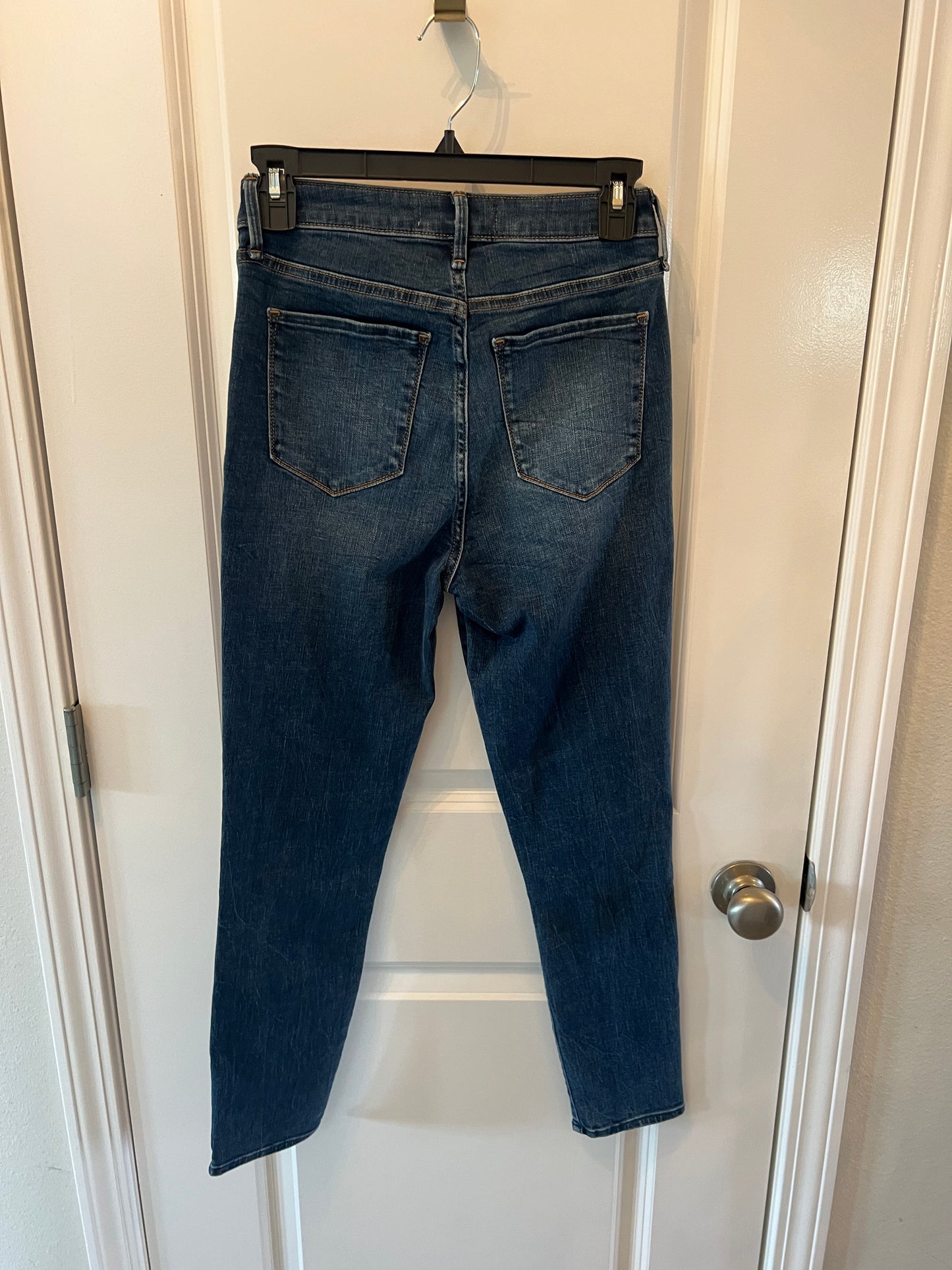 Abercrombie & Fitch The Super Skinny Ankle High Rise Women’s Size 27/4 Reg