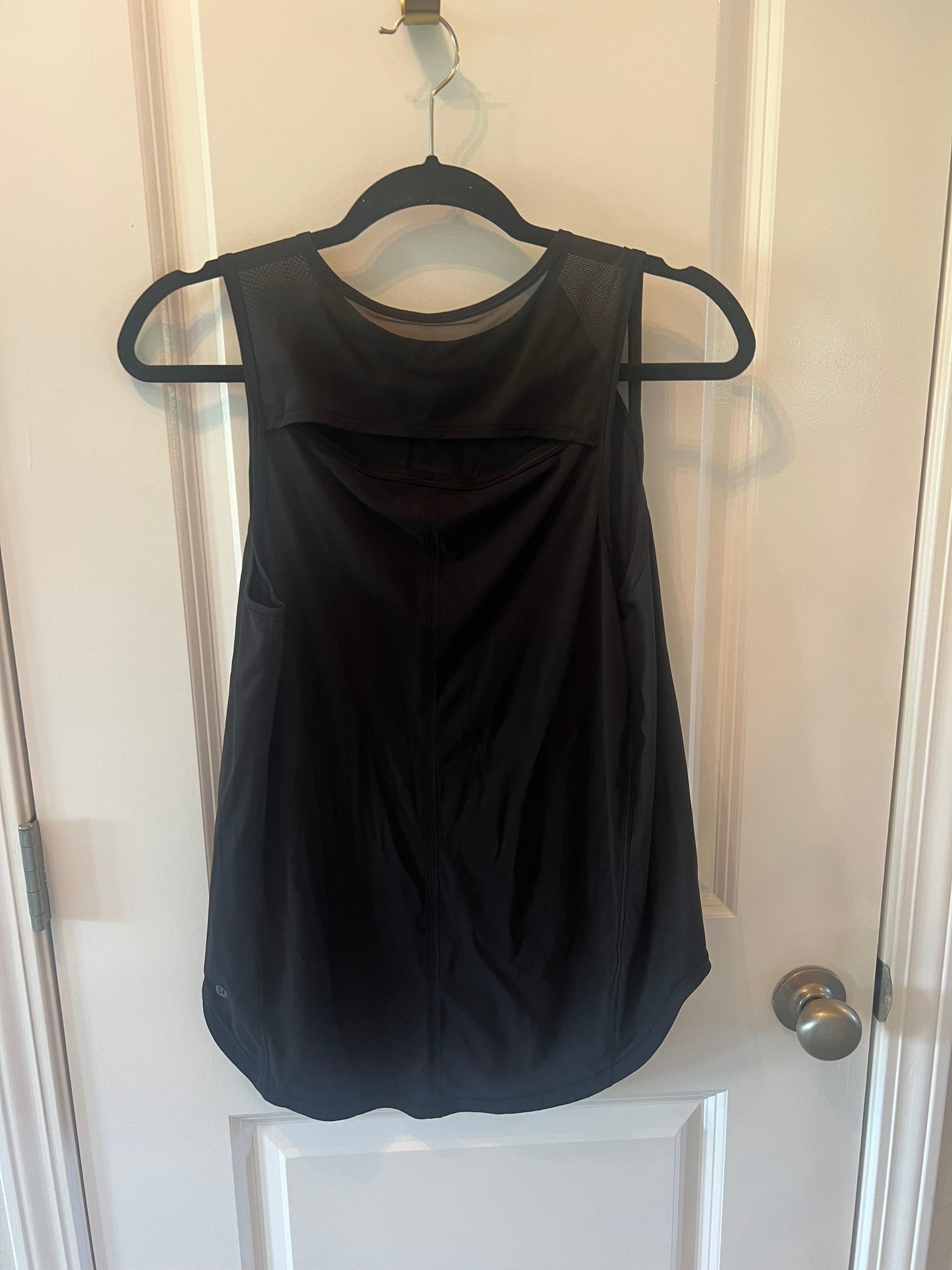 Women’s  Lululemon Black Tank Size 8
