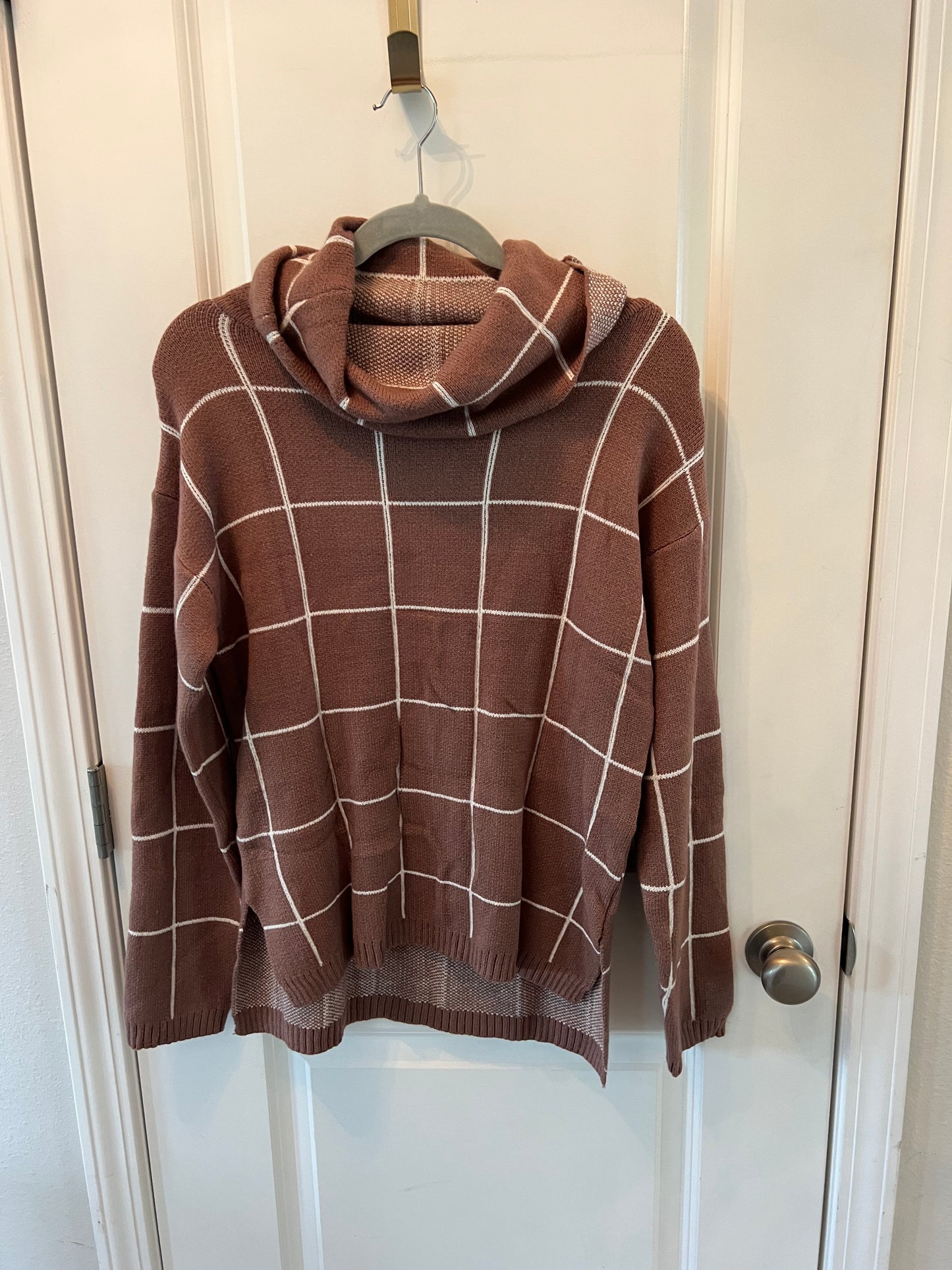 Checker Plaid Sweater Cowl Neck Women’s Size Small Brown