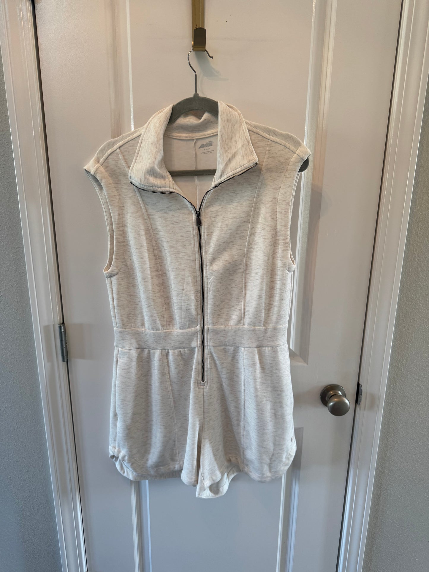Knit Zip Front Romper Women’s Medium