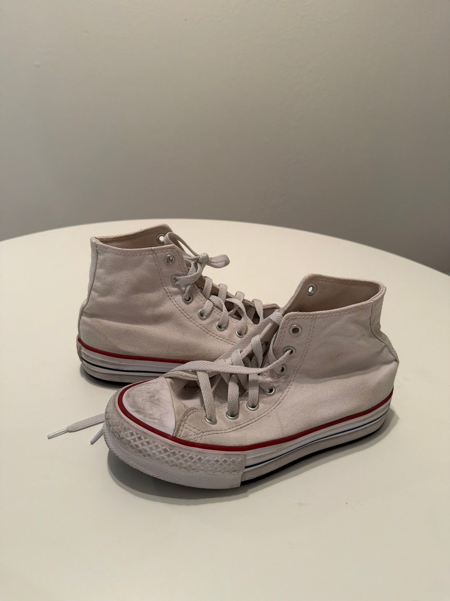 Converse High Tops Youth Size 3 Years