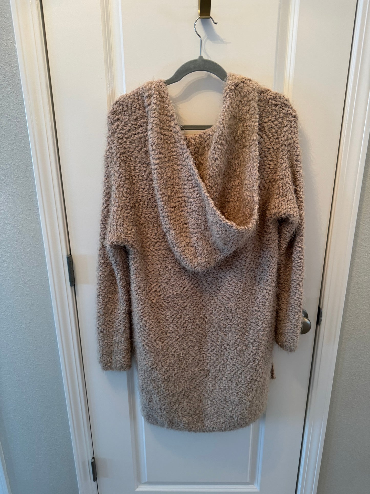 Love Stich Boucle Hooded Cardigan Sweater Women’s Size Small/Medium Taupe