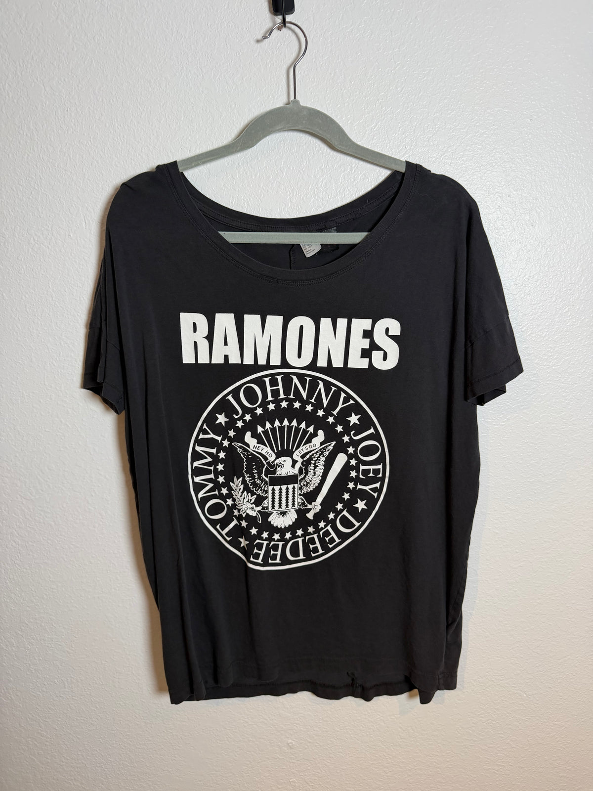 Ramones oversize graphic tee size XS