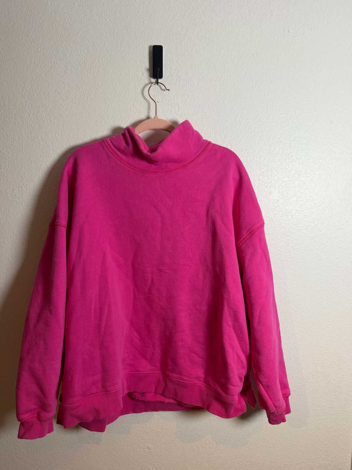 Free People Mock Neck Size Medium