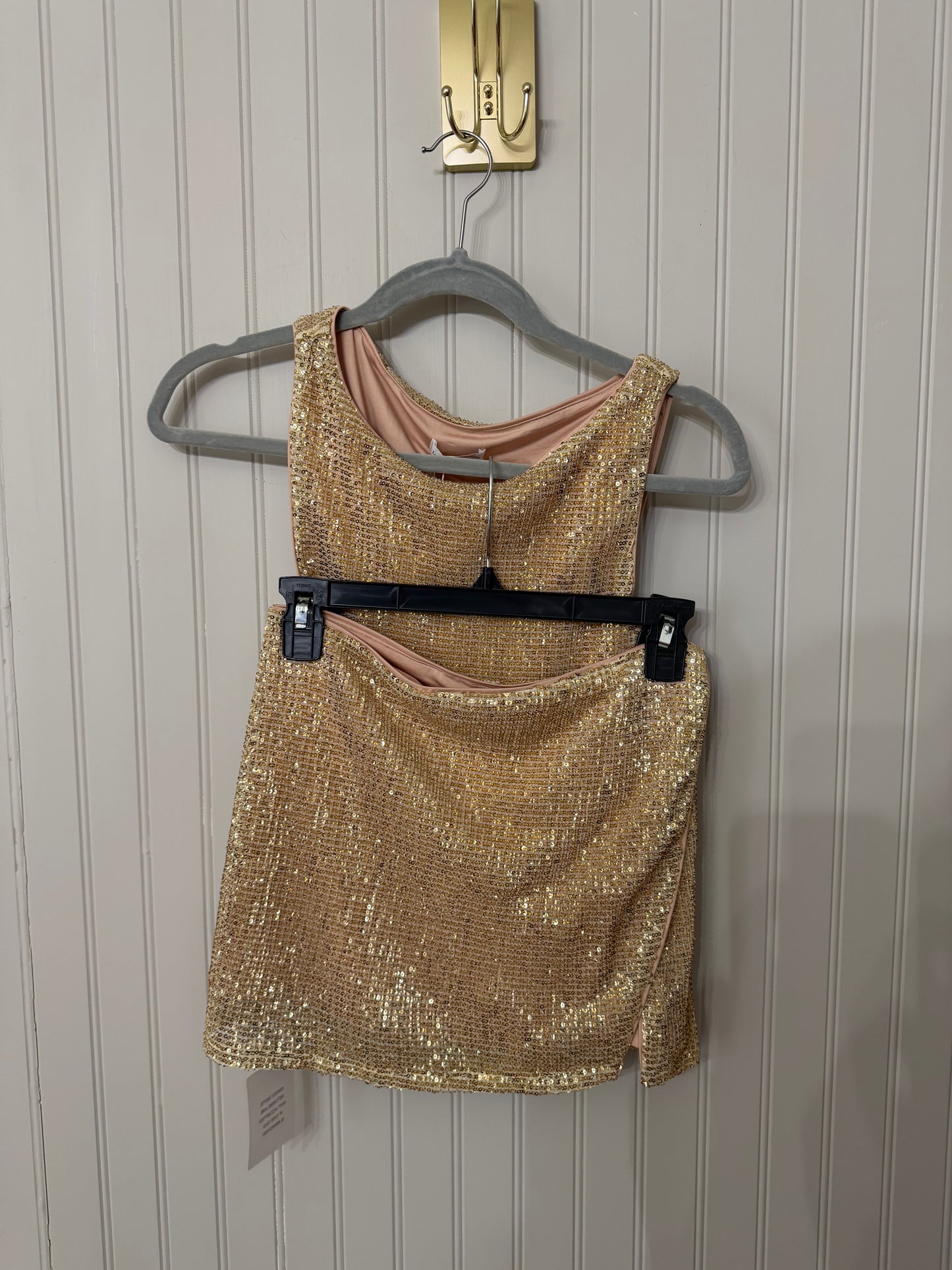 Lovers + Friends Sequin Matching Set Women’s XS Gold