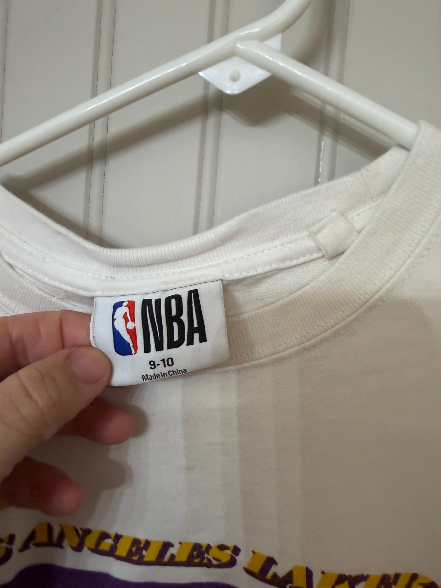 NBA LA Lakers Tee Youth Size 9-10 Years