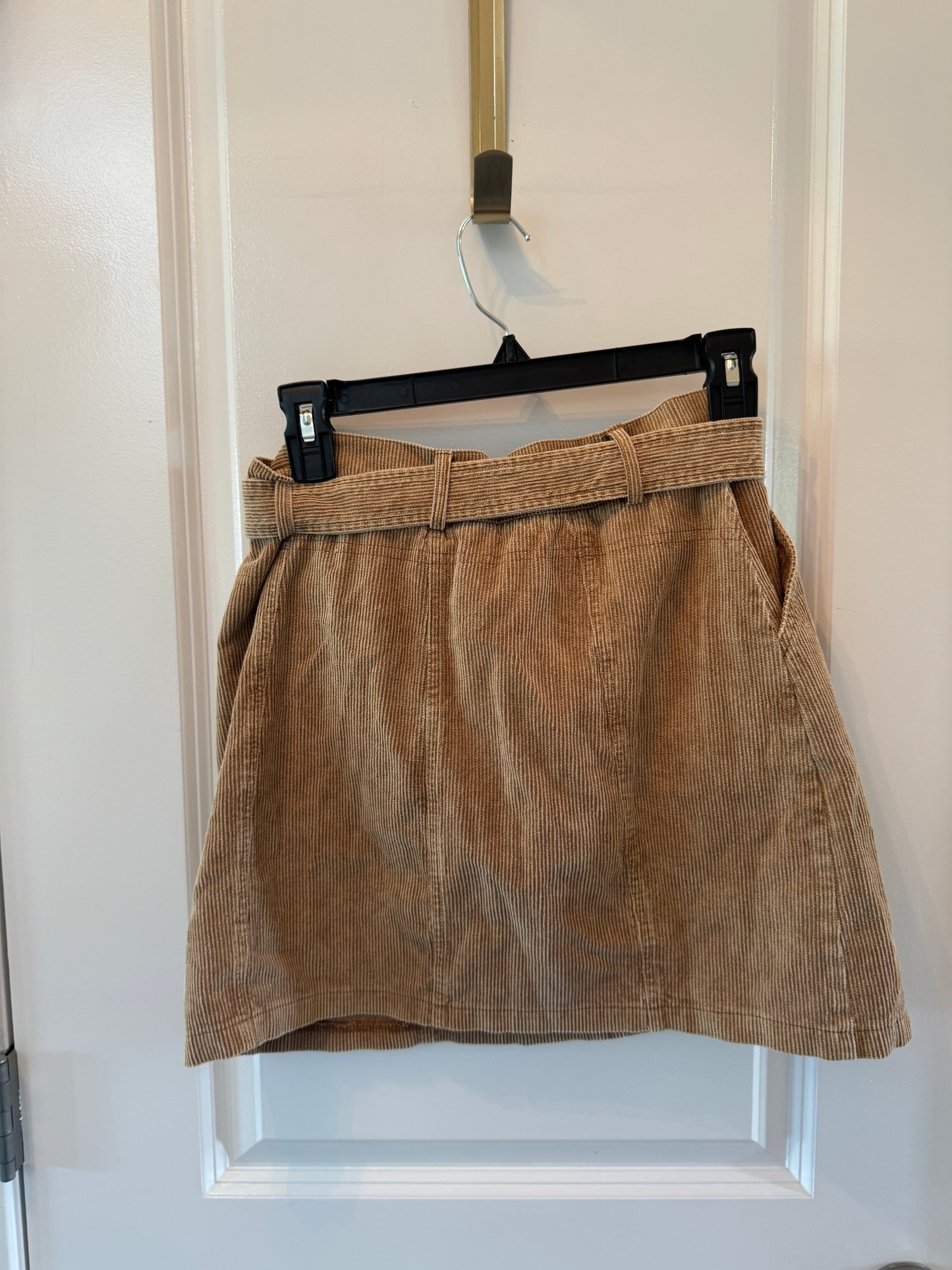 Pink Lily Belted Corduroy Skirt Women’s Small Tan