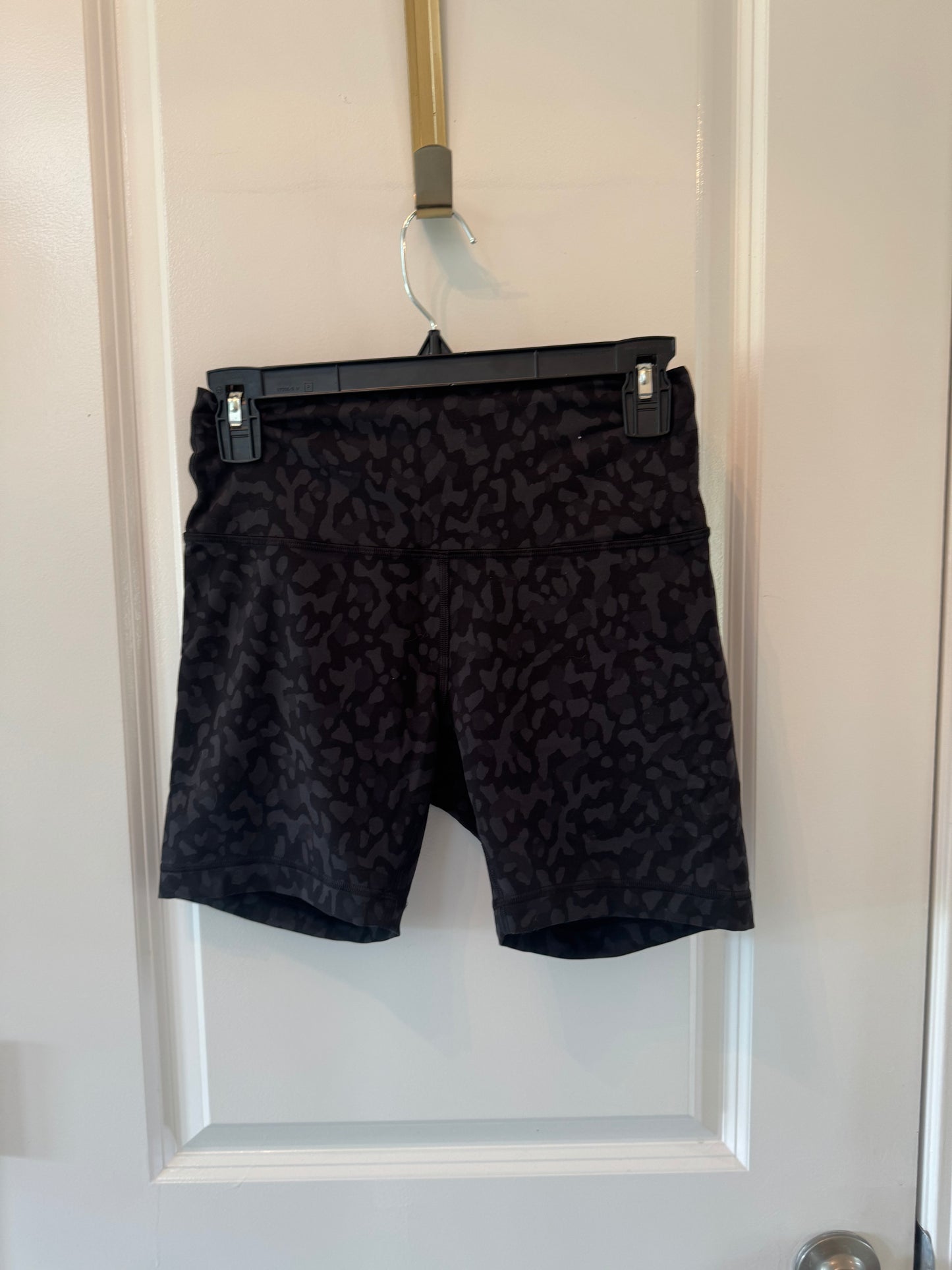 Lululemon Camo Biker Shorts Size 8