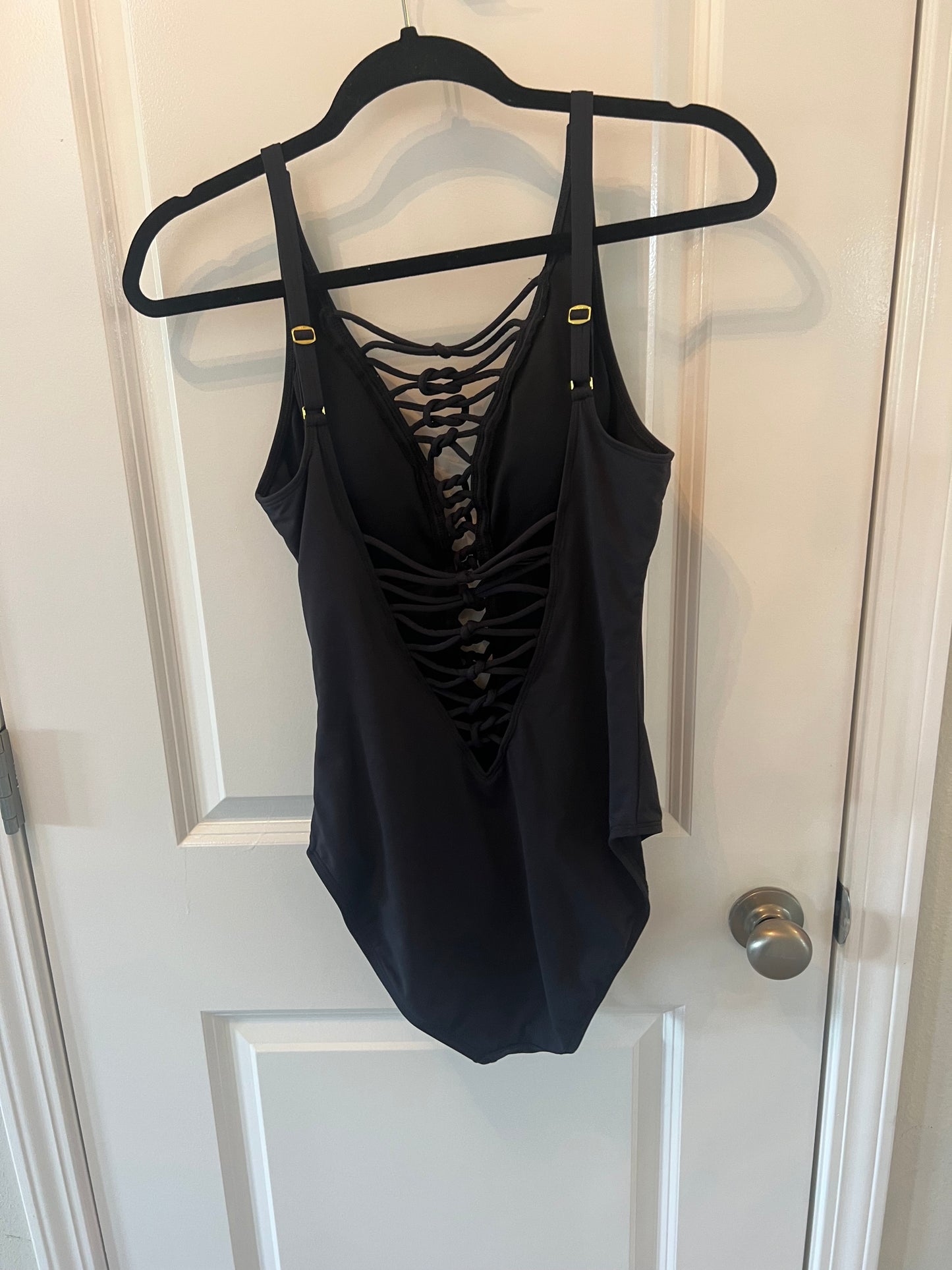 Bleu Rod Beattie Strappy One Piece Swimsuit Women’s Size 8 Black