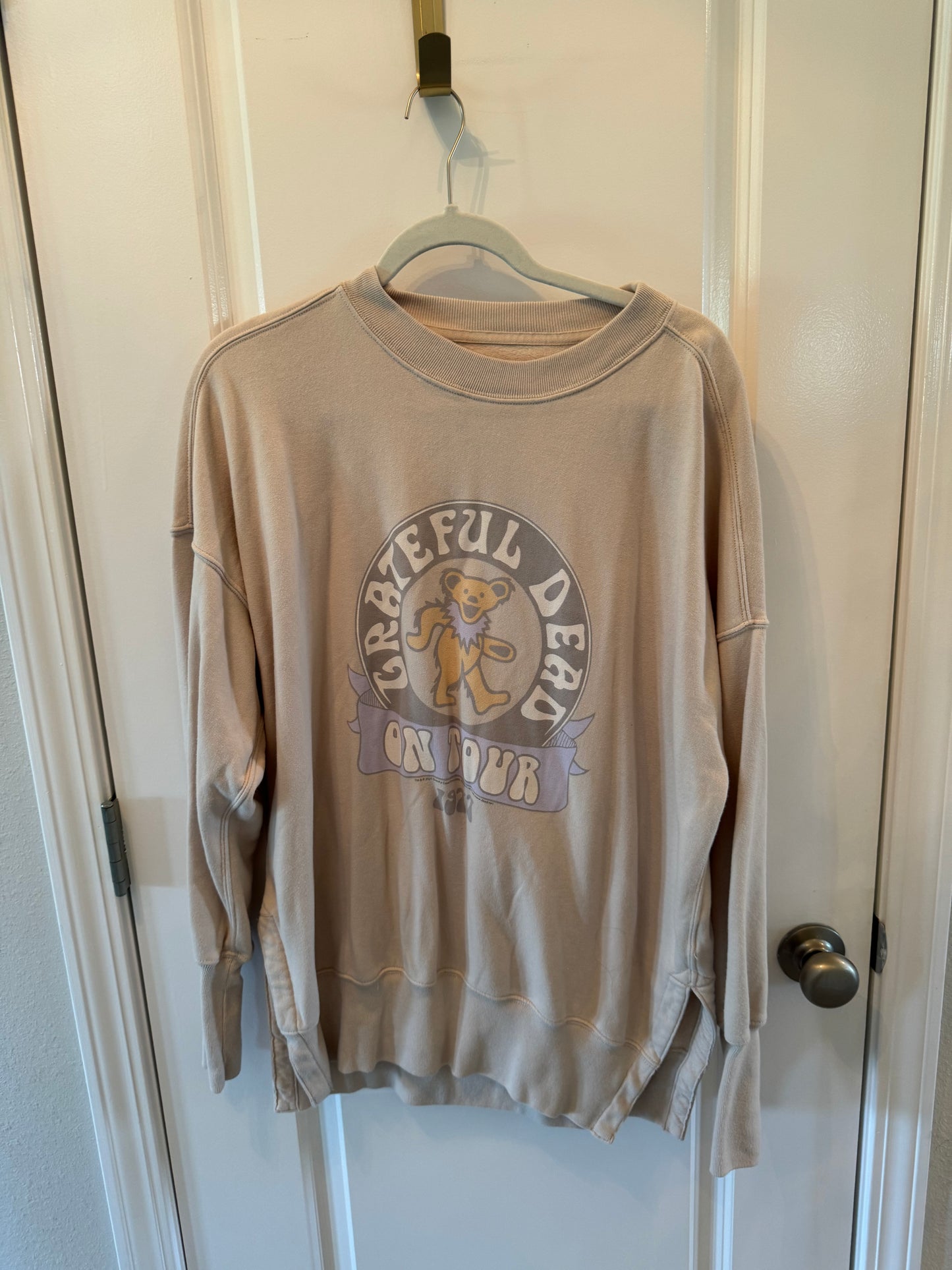 Abercrombie & Fitch Grateful Dead Band Graphic Sweatshirt Unisex Adult Size Medium Tan