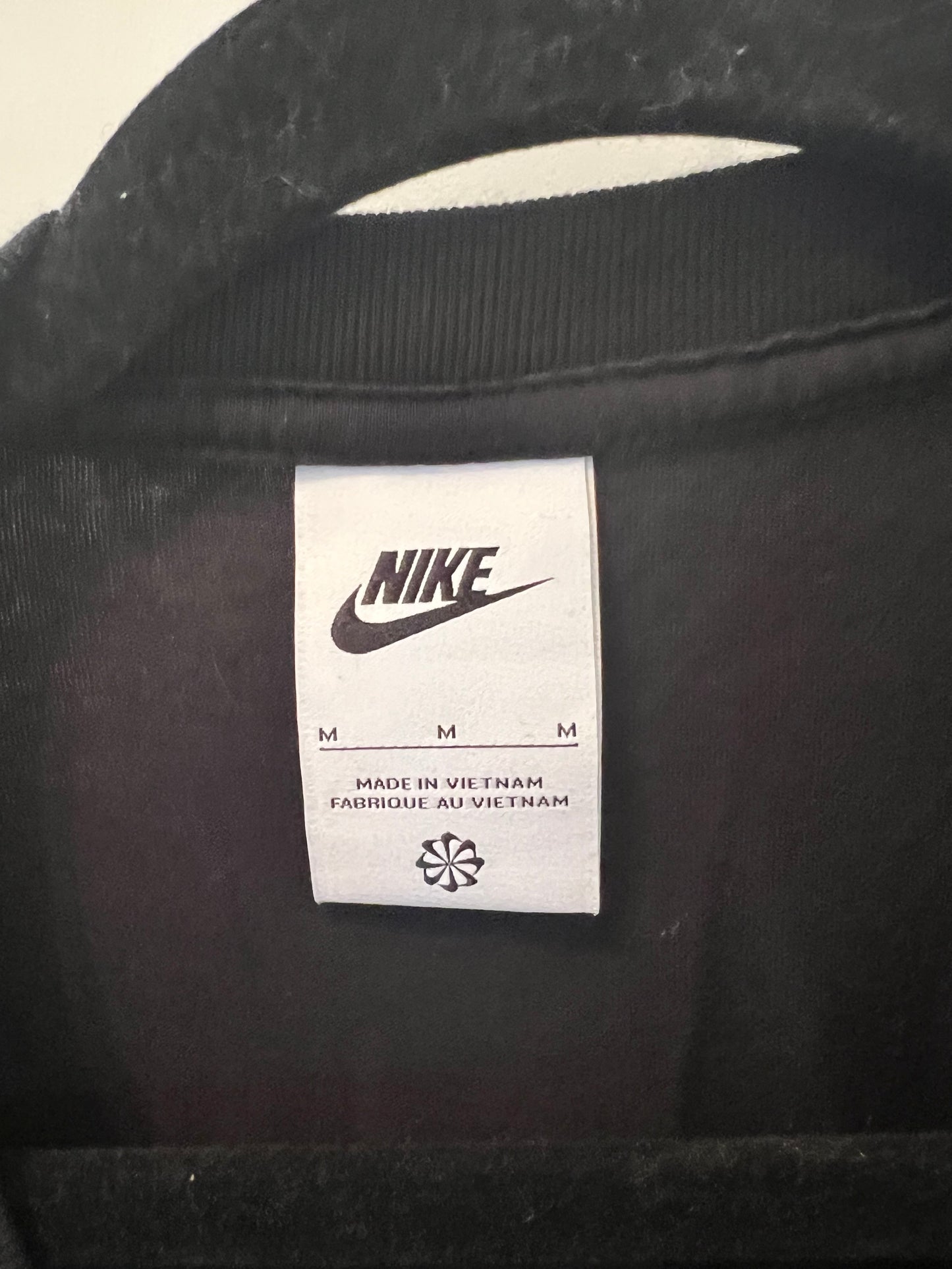 Nike Active Short Sleeve Shirt Men’s Size Medium Black