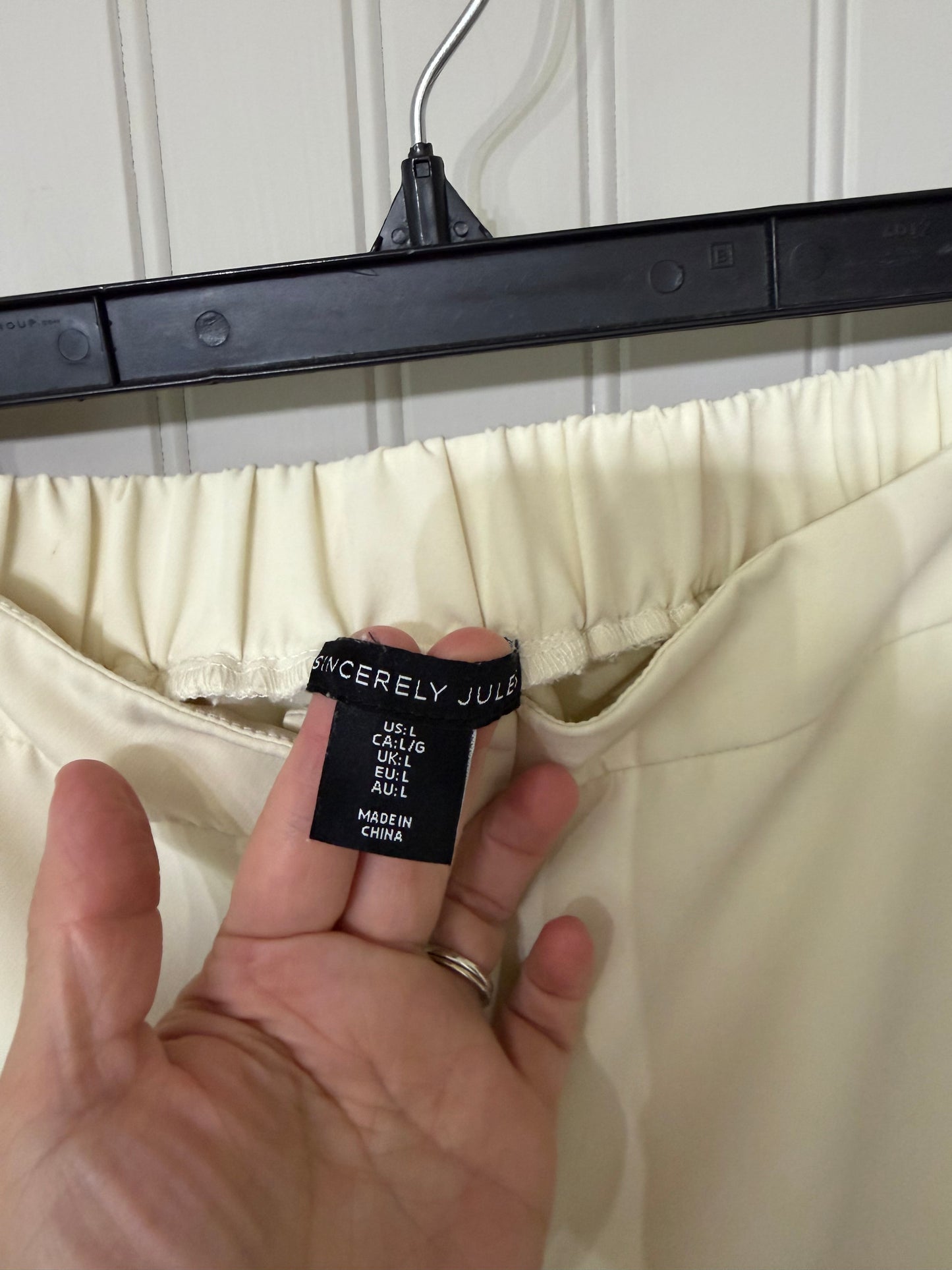 Sincerely Jules Off White Pants Size Large