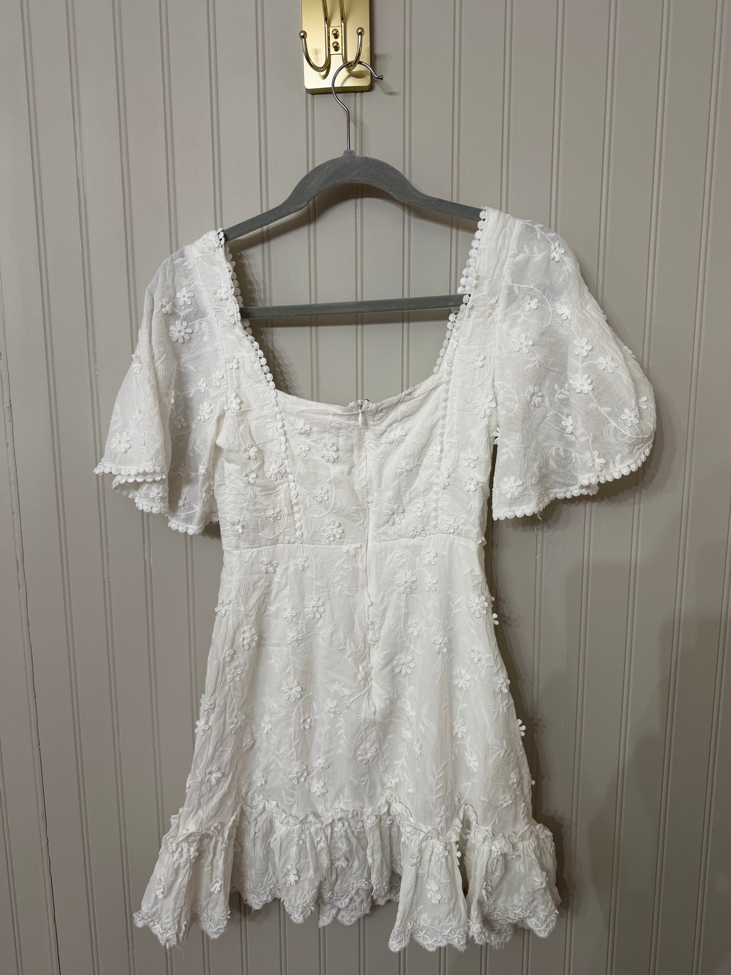 Showpo Mini Dress Women’s Size 2 White