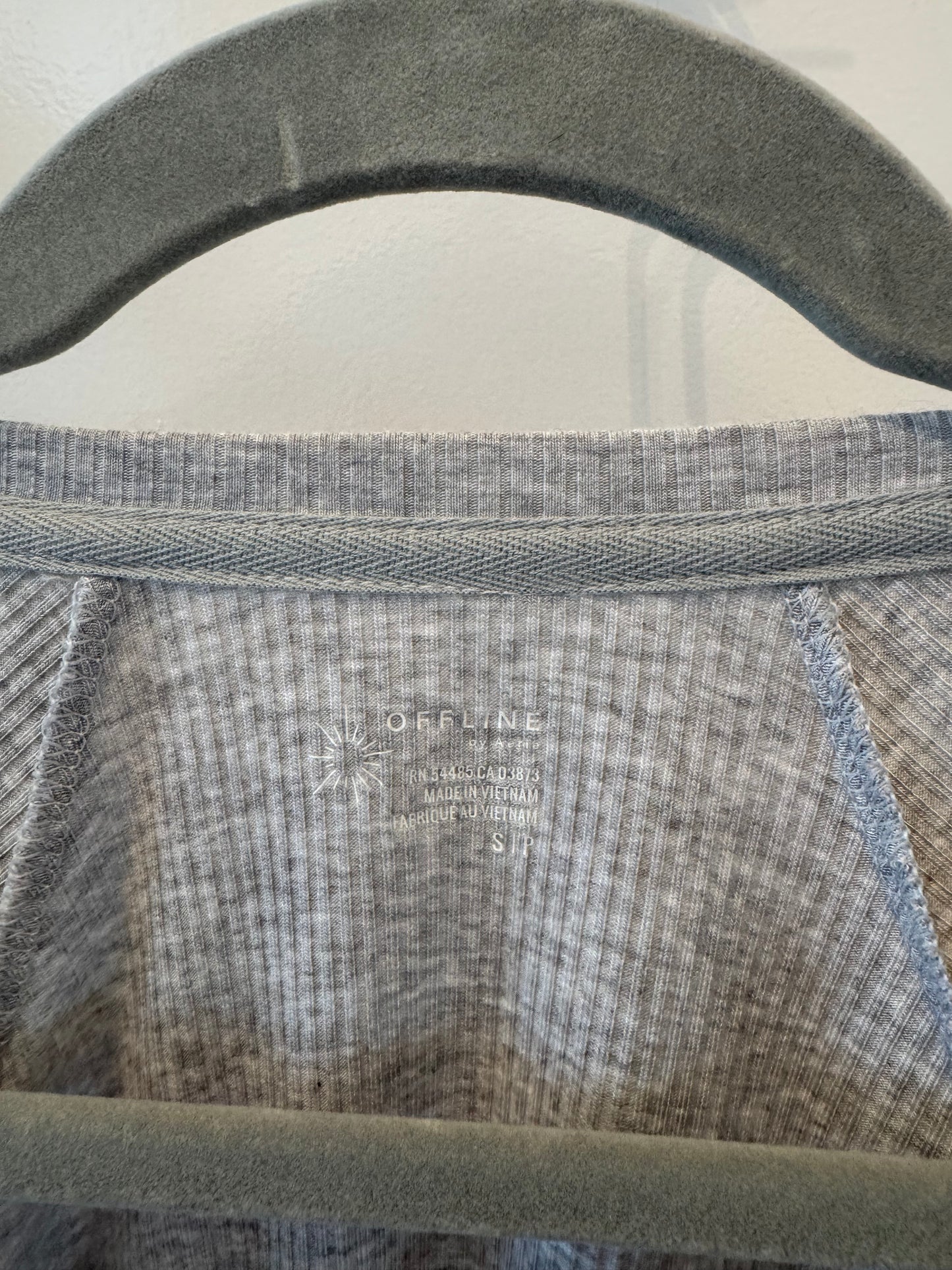 Aerie Offline Ribbed Raglan Top Women’s Size Small Heather Gray