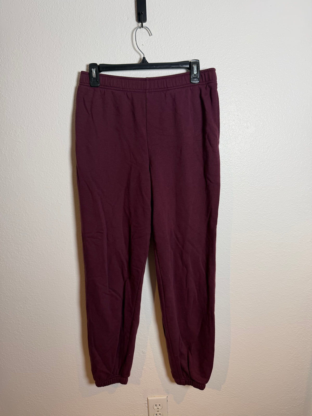 Women’s NB Maroon Set Size Medium/Large