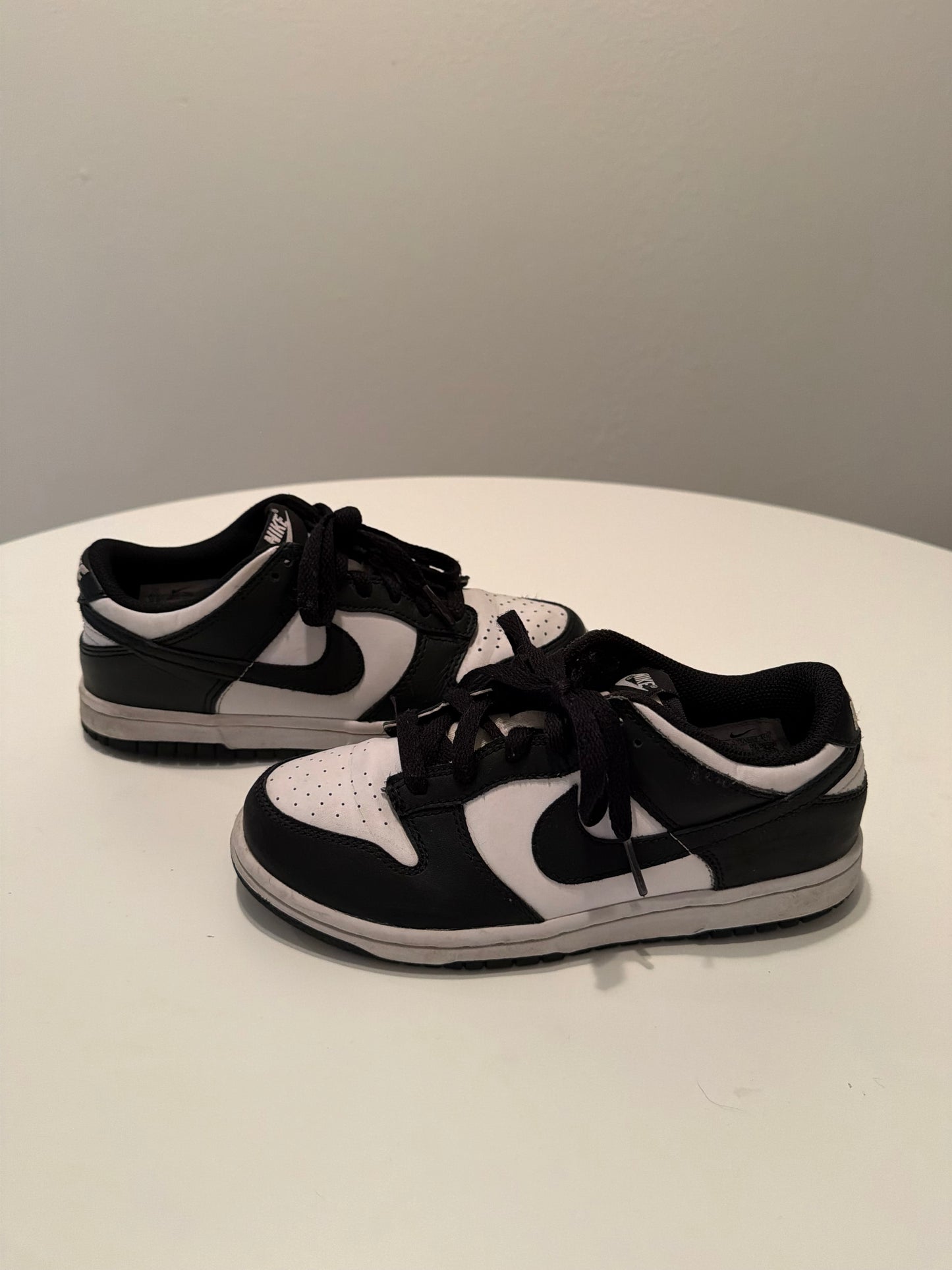Nike Panda Dunks size youth 3